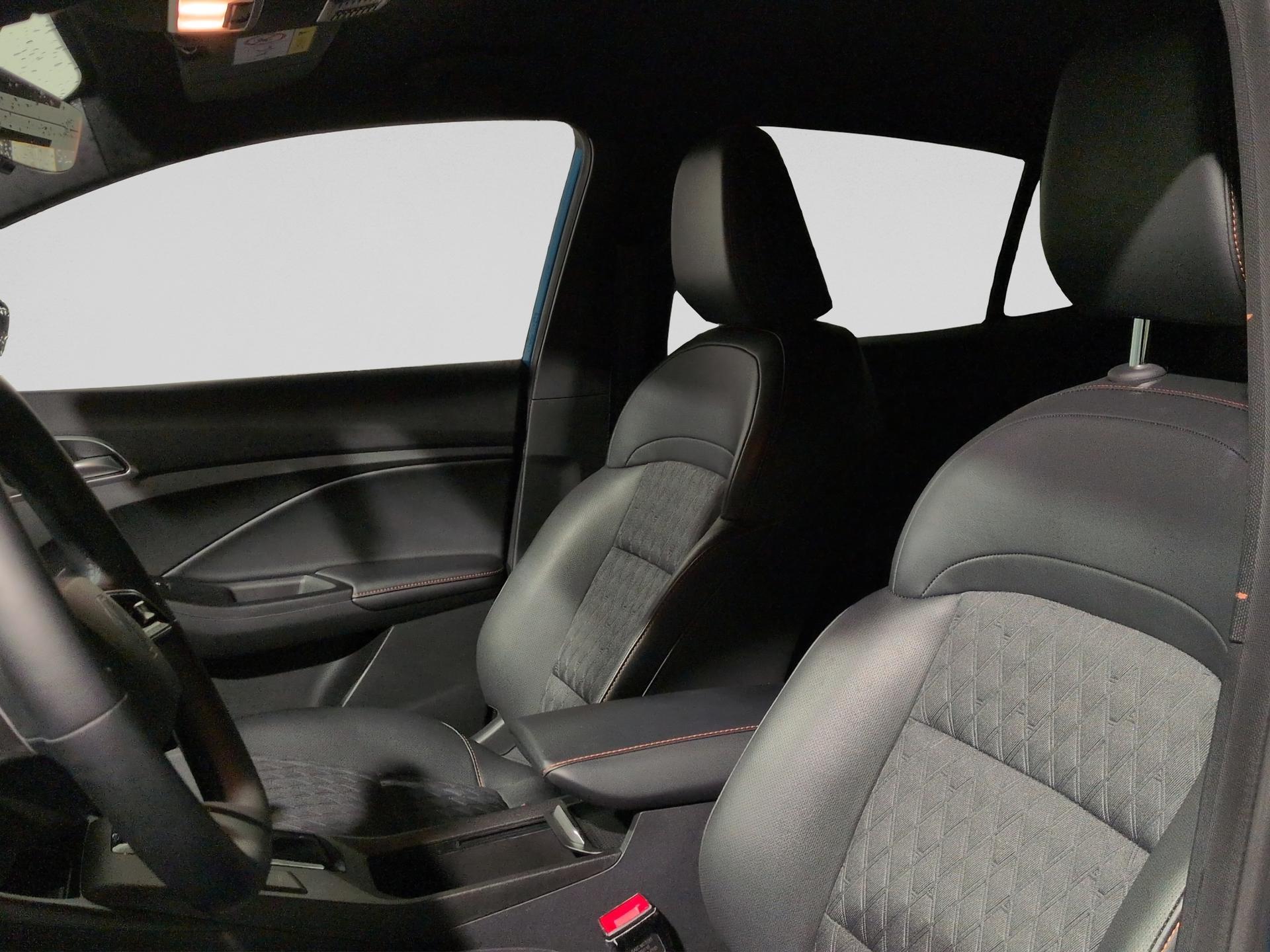 MG 3 1.5 Hybrid Luxury Aut.-image-8