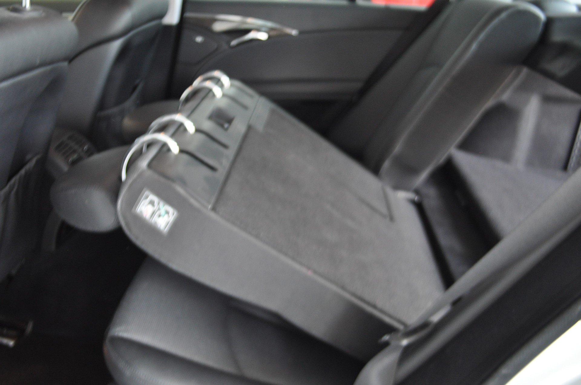 MERCEDES-BENZ E 280 Avantgarde 4Matic Automatic-image-9