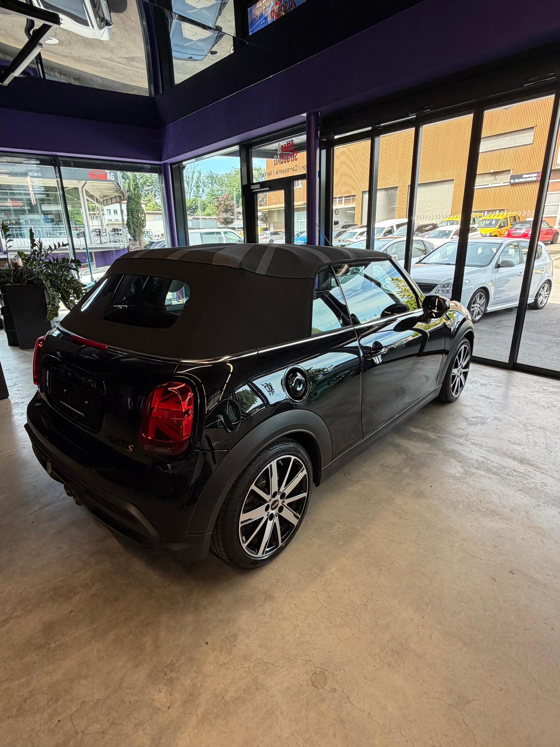 MINI Cooper S Cabriolet DKG-image-4