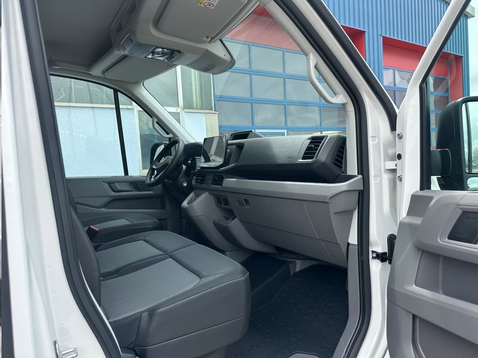 MAN TGE 3.5 4x4 Standard Automat-image-8