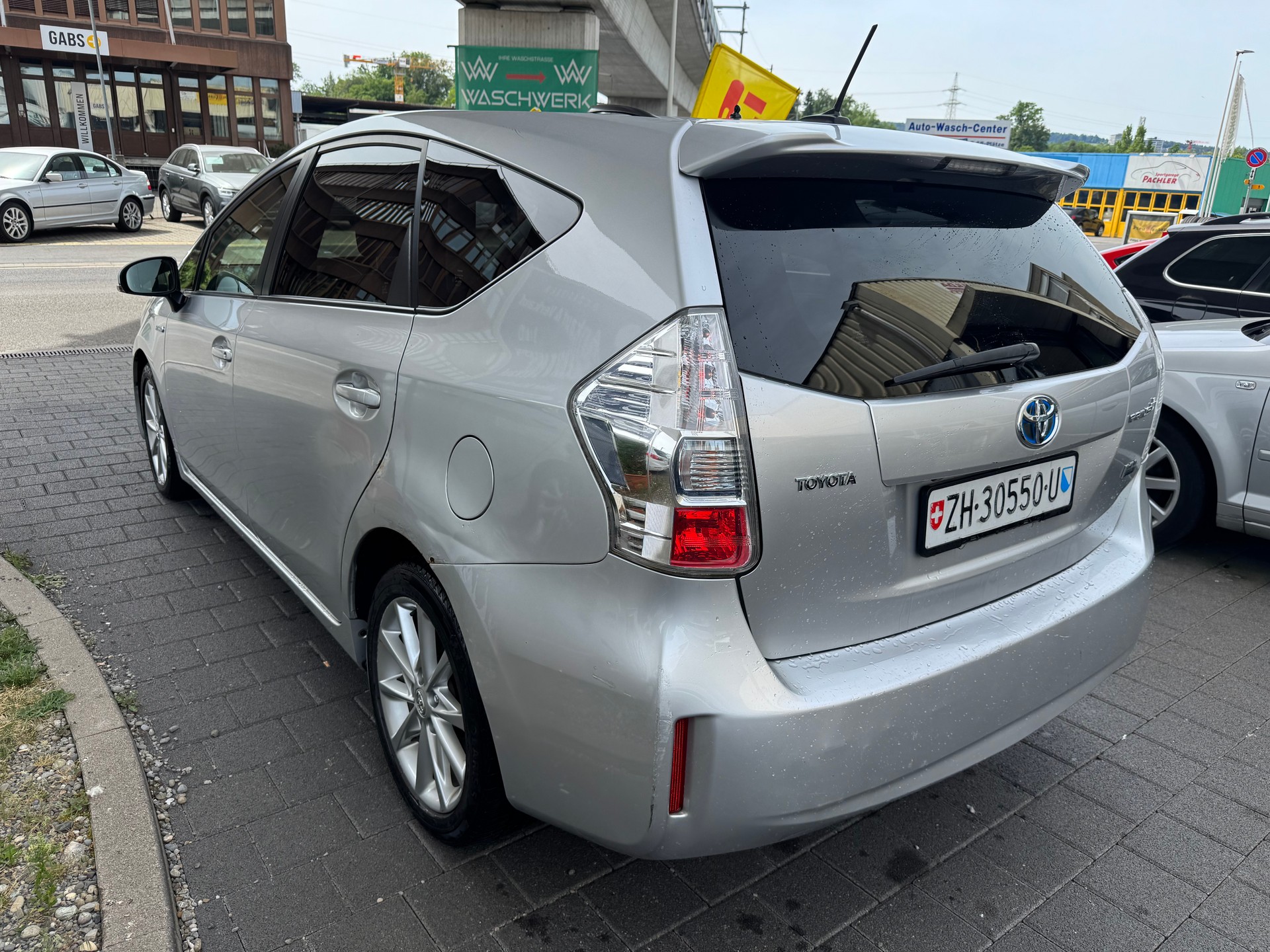 TOYOTA Prius+ 1.8 VVT-i HSD Sol Premium-image-1