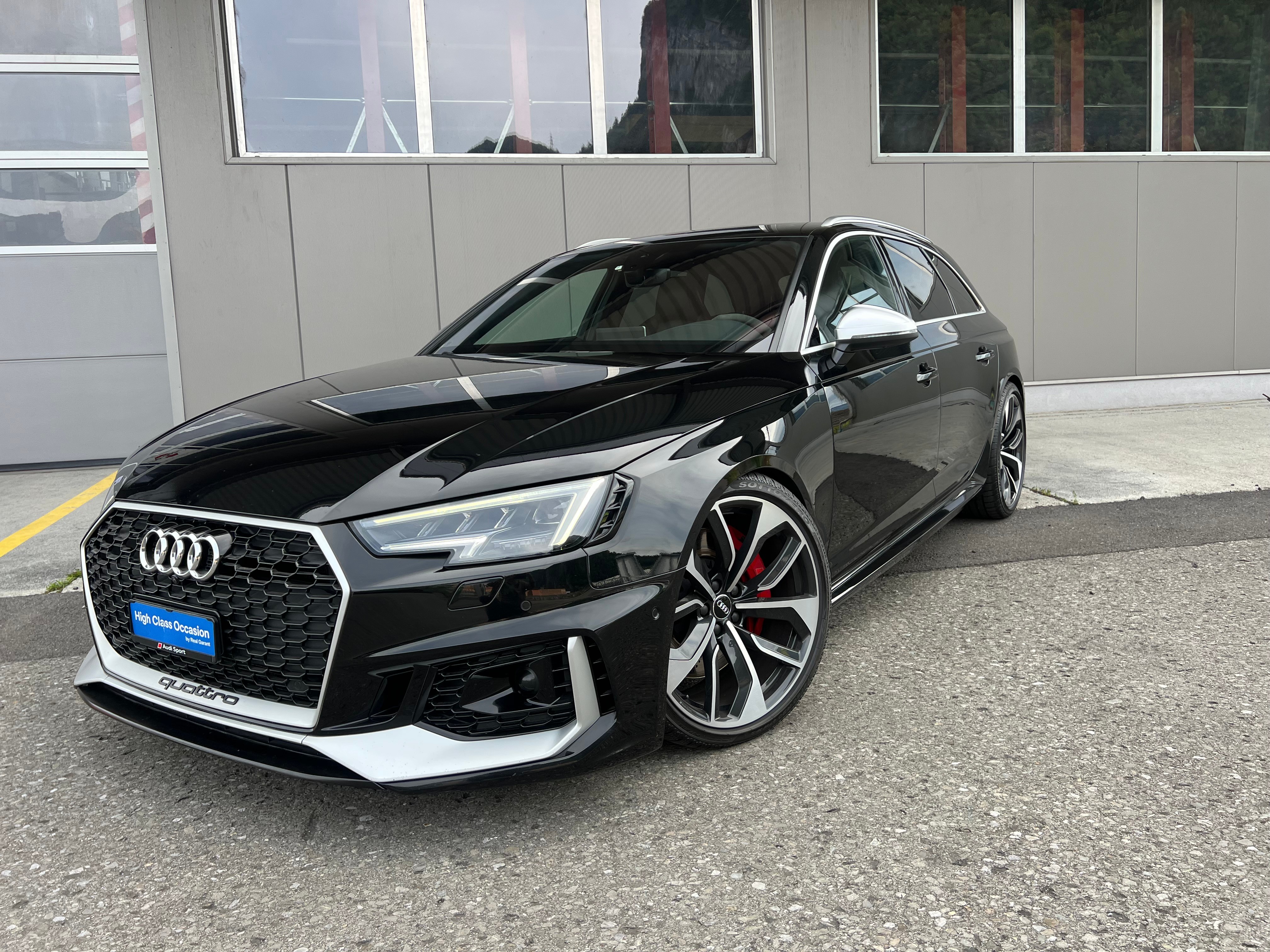 Car photo