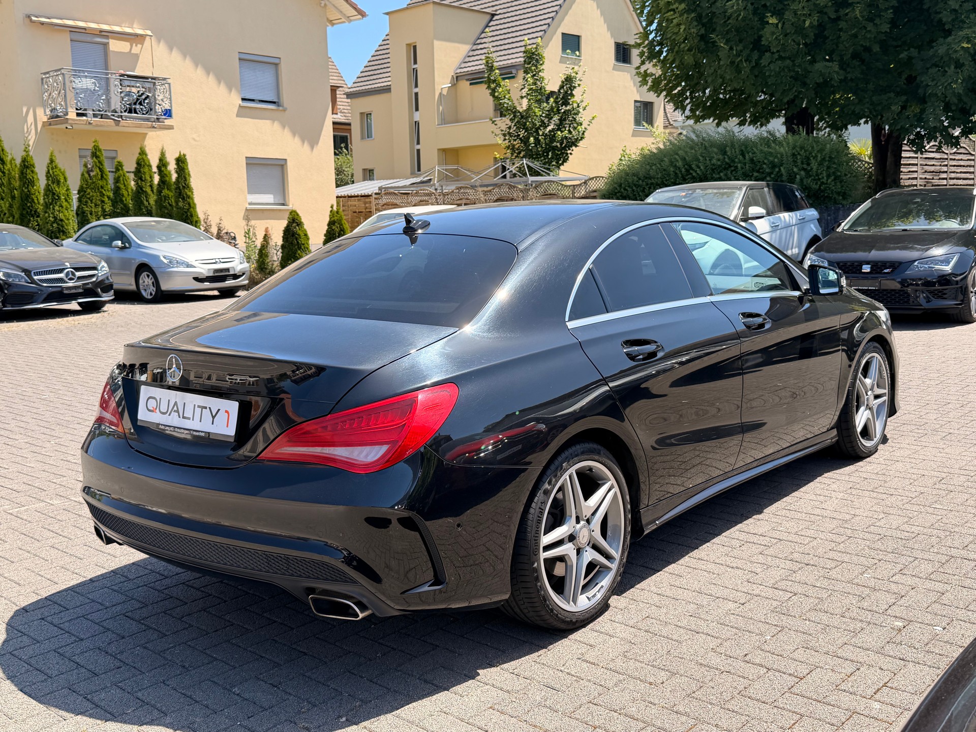 MERCEDES-BENZ CLA 250 AMG Line 7G-DCT 4Matic-image-23