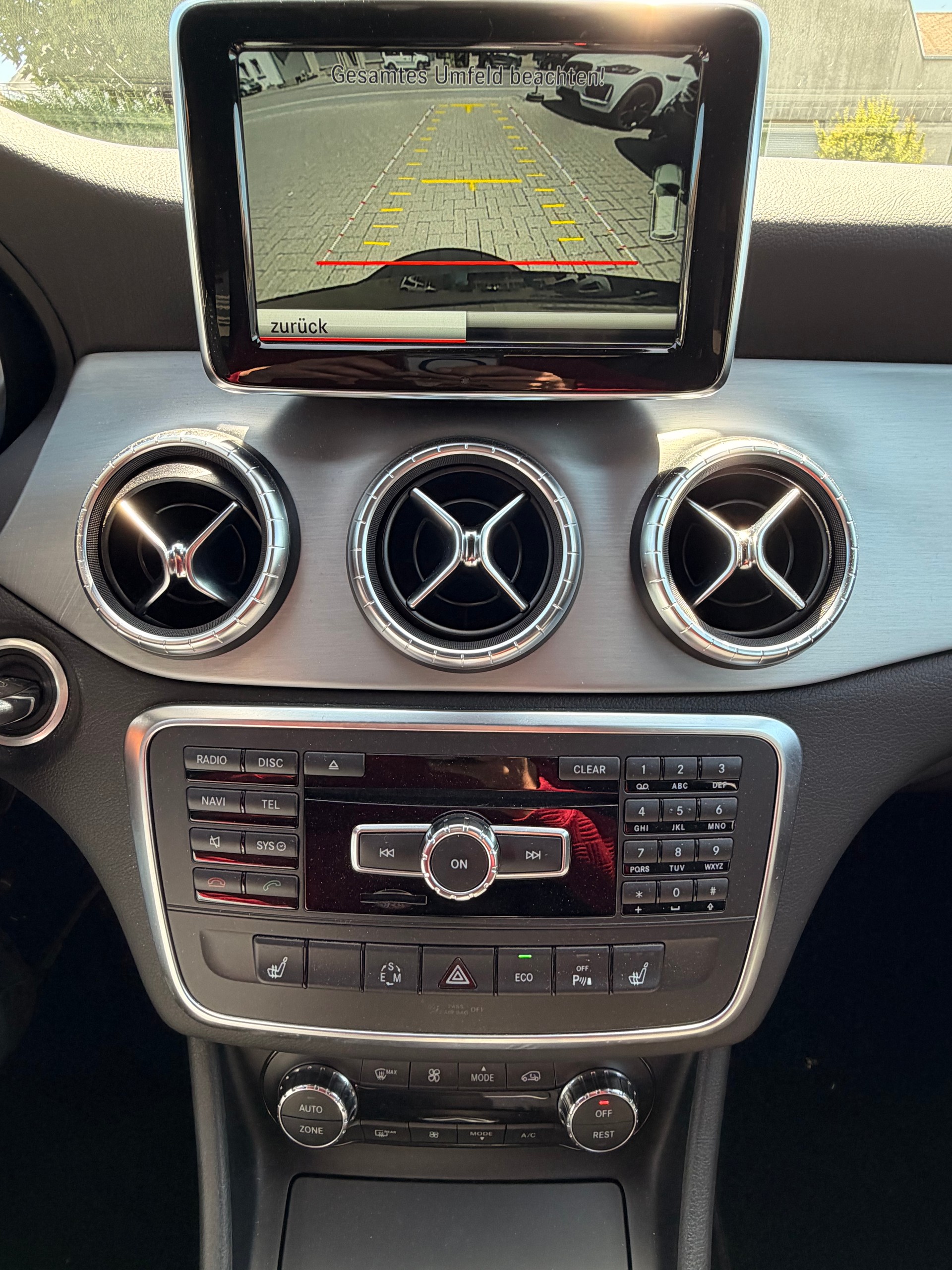 MERCEDES-BENZ CLA 250 AMG Line 7G-DCT 4Matic-image-13