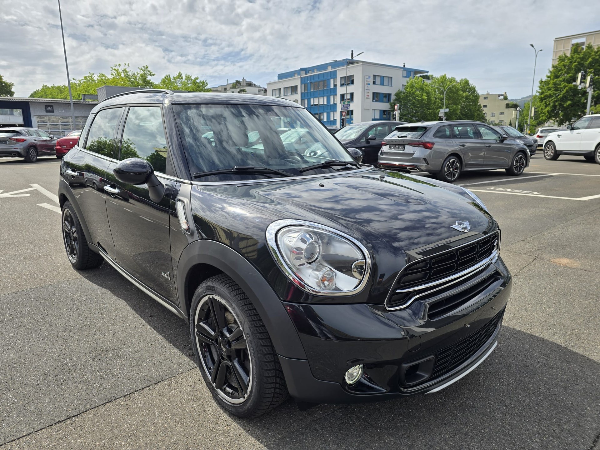 MINI Countryman Cooper S ALL4-image-2