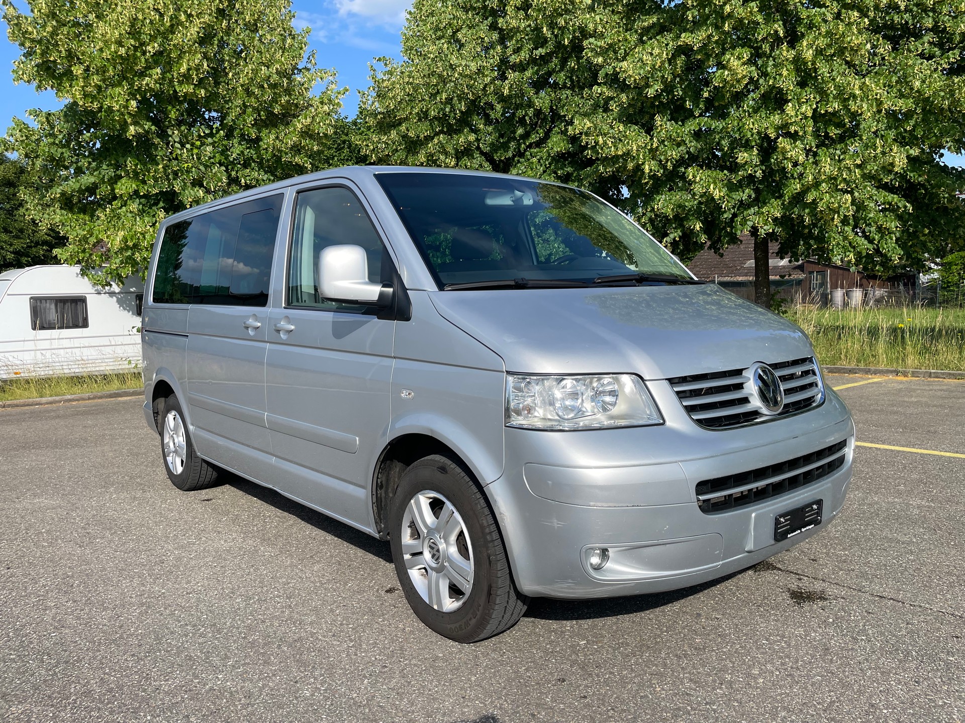 VW T5 Multivan Highline 2.5 TDI 4M-image-2