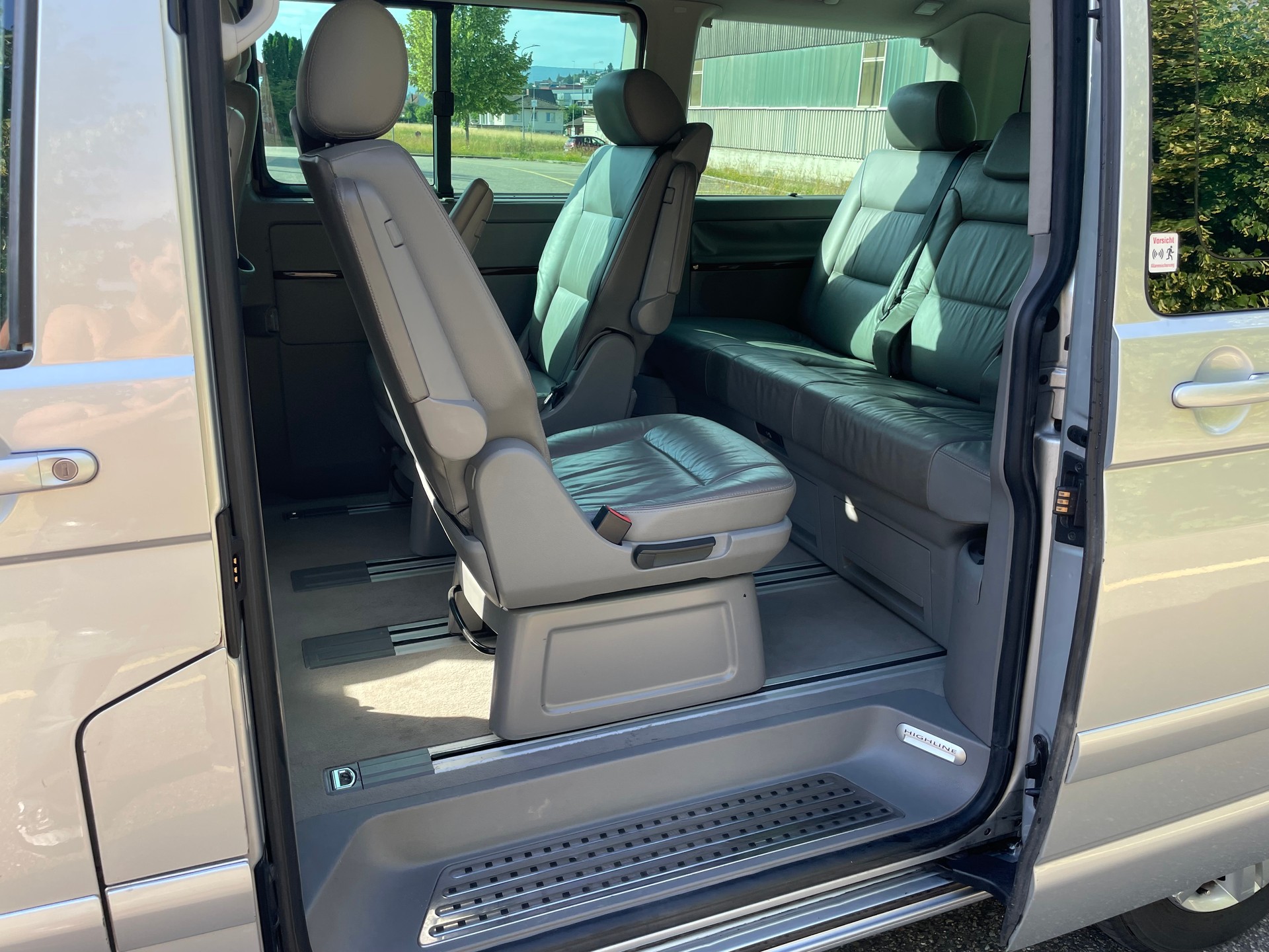 VW T5 Multivan Highline 2.5 TDI 4M-image-10