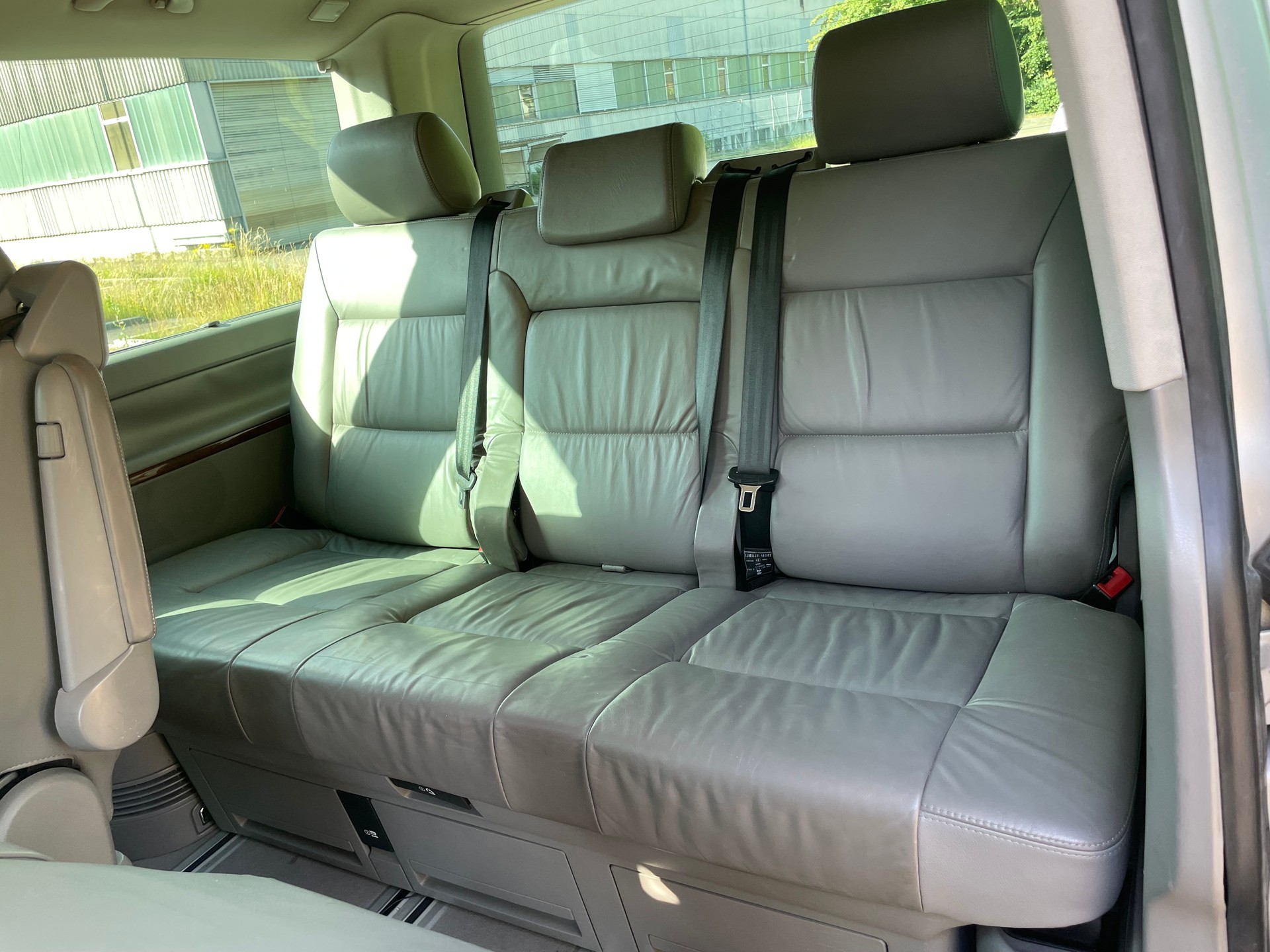 VW T5 Multivan Highline 2.5 TDI 4M-image-11