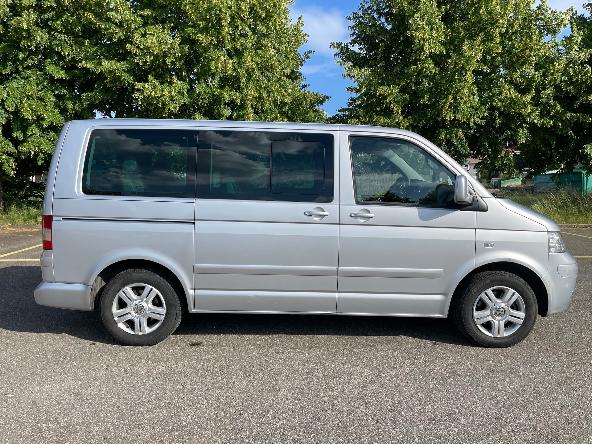 VW T5 Multivan Highline 2.5 TDI 4M-image-3