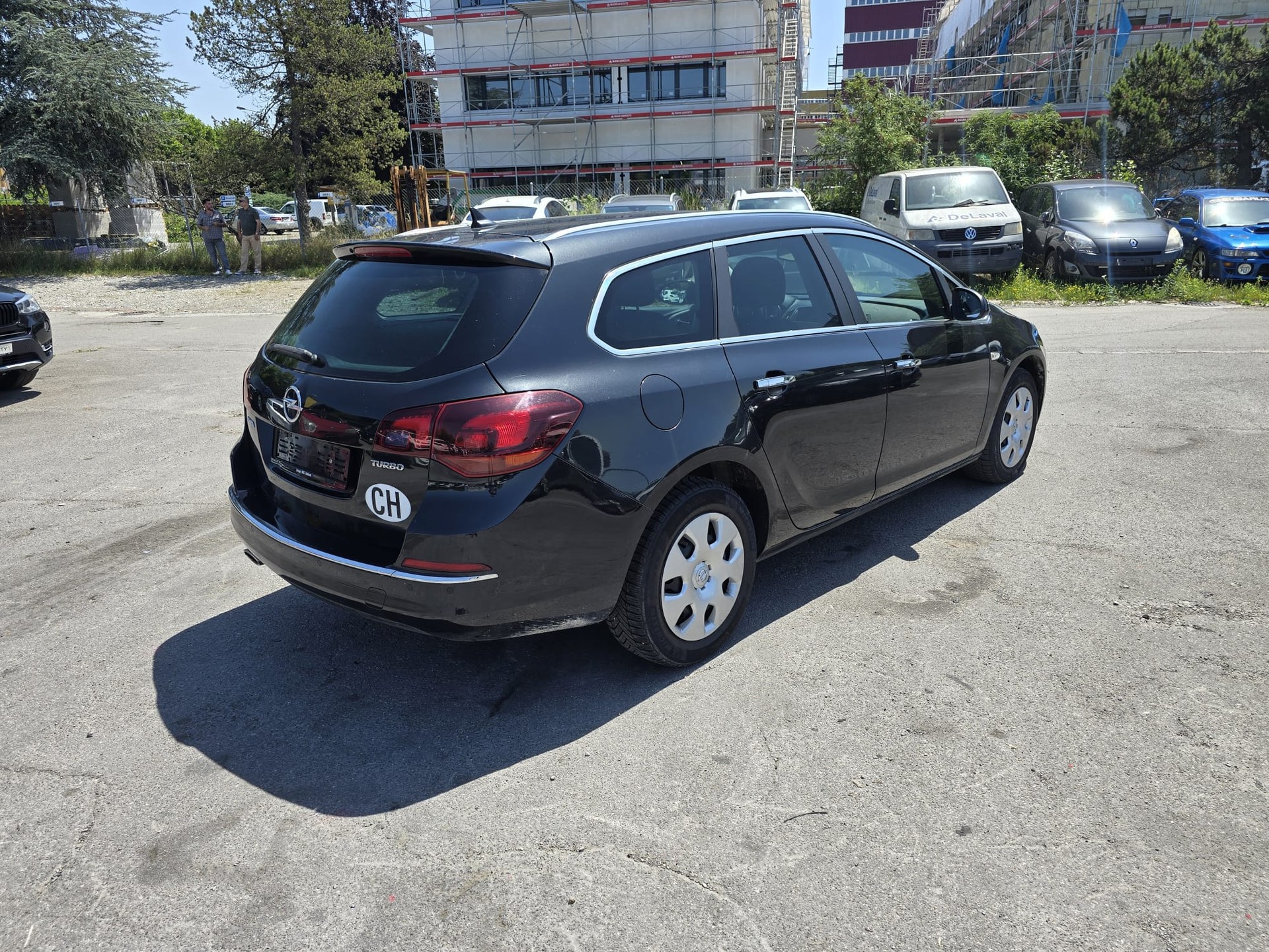 OPEL Astra SportsTourer 1.4i 16V Turbo Active Edition-image-6