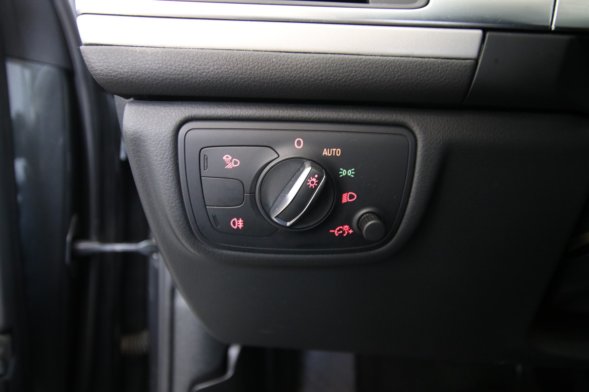 AUDI A6 Avant 3.0 TDI V6 quattro S-tronic-image-24
