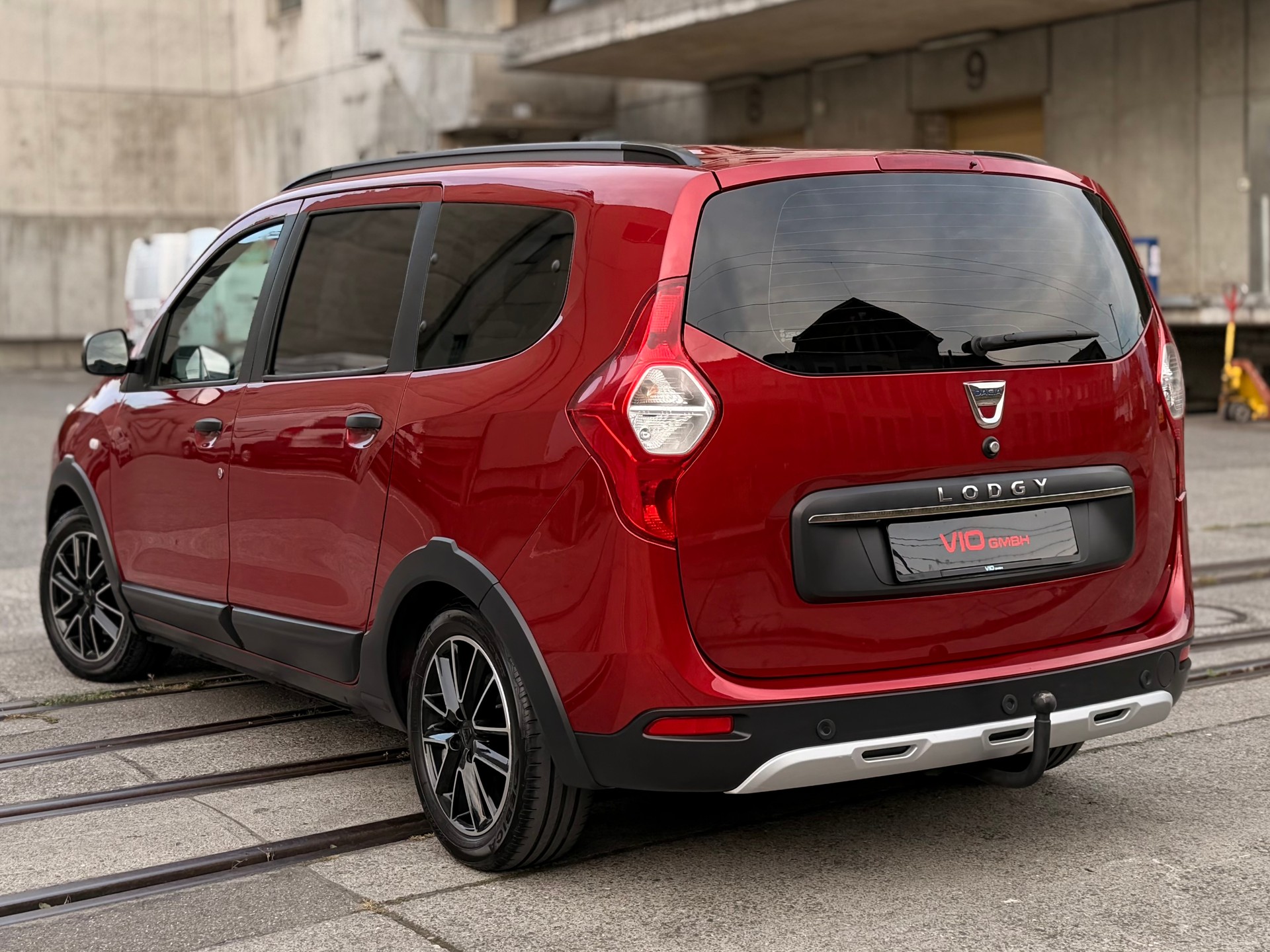 DACIA Lodgy TCE 130 Stepway 7PL-image-2