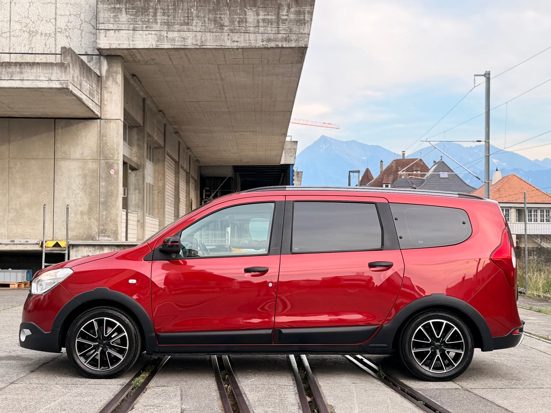 DACIA Lodgy TCE 130 Stepway 7PL-image-1