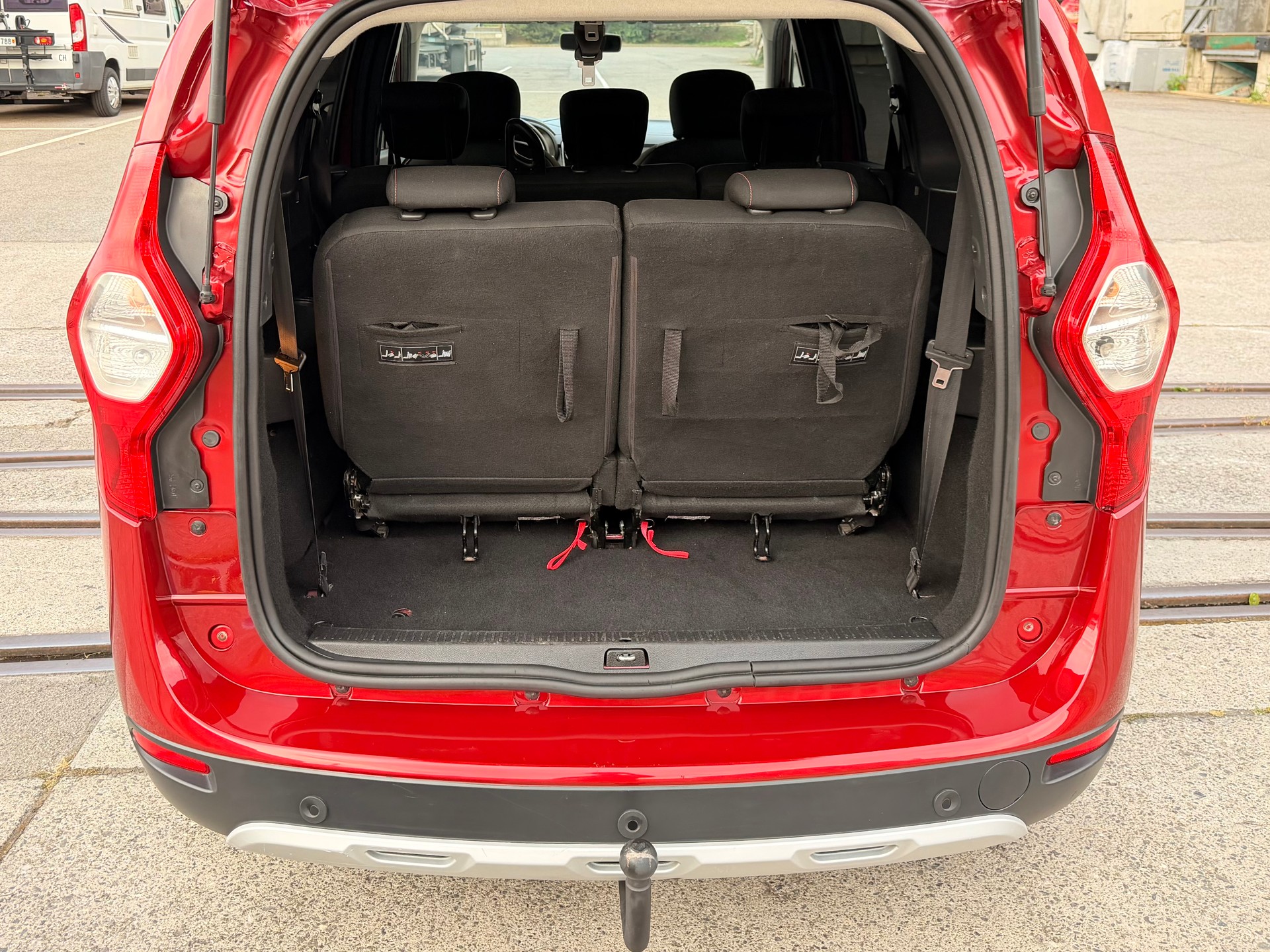 DACIA Lodgy TCE 130 Stepway 7PL-image-11