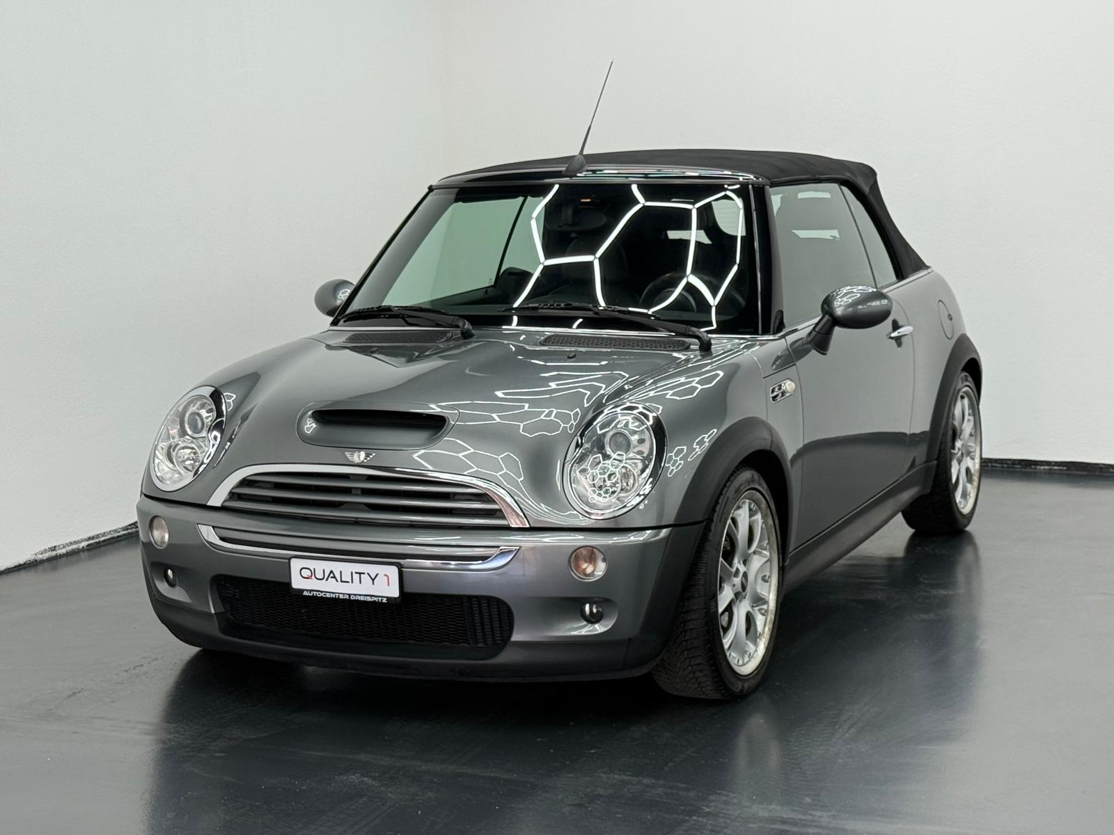 MINI Cooper S Cabriolet-image-1