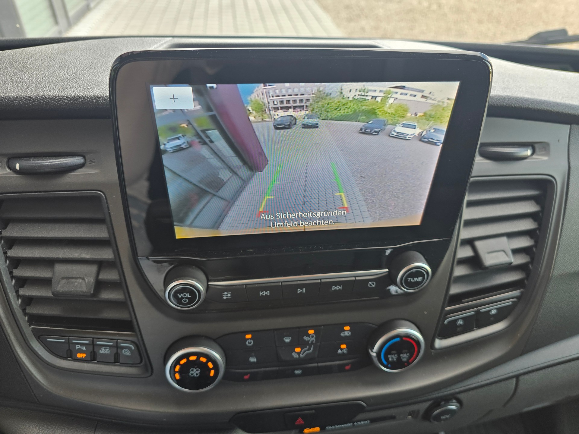 FORD Transit 350 L4 Trend 2.0 TDCi 170 FWD A-image-13