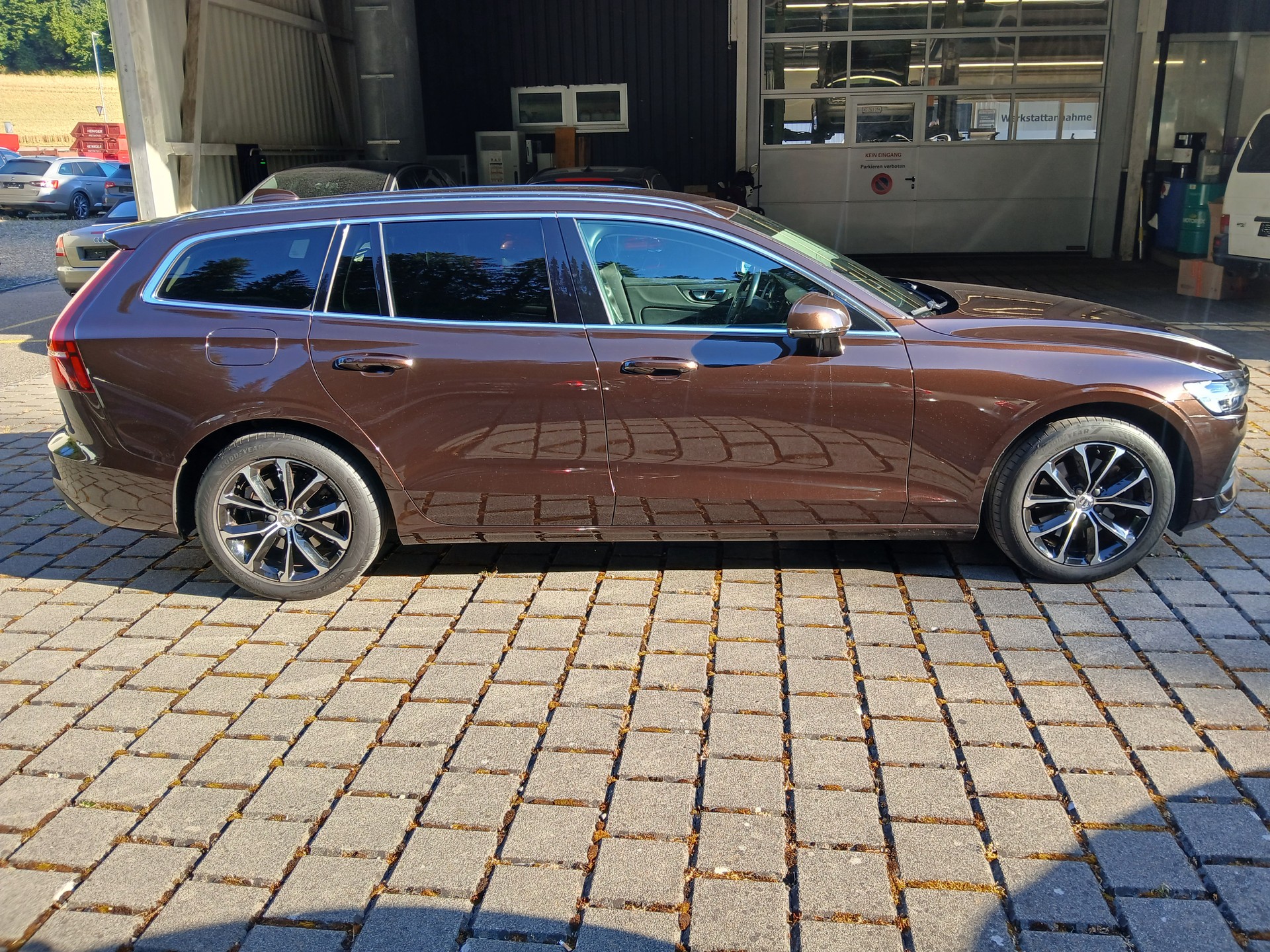 VOLVO V60 D4 AWD Inscription Geartronic-image-3