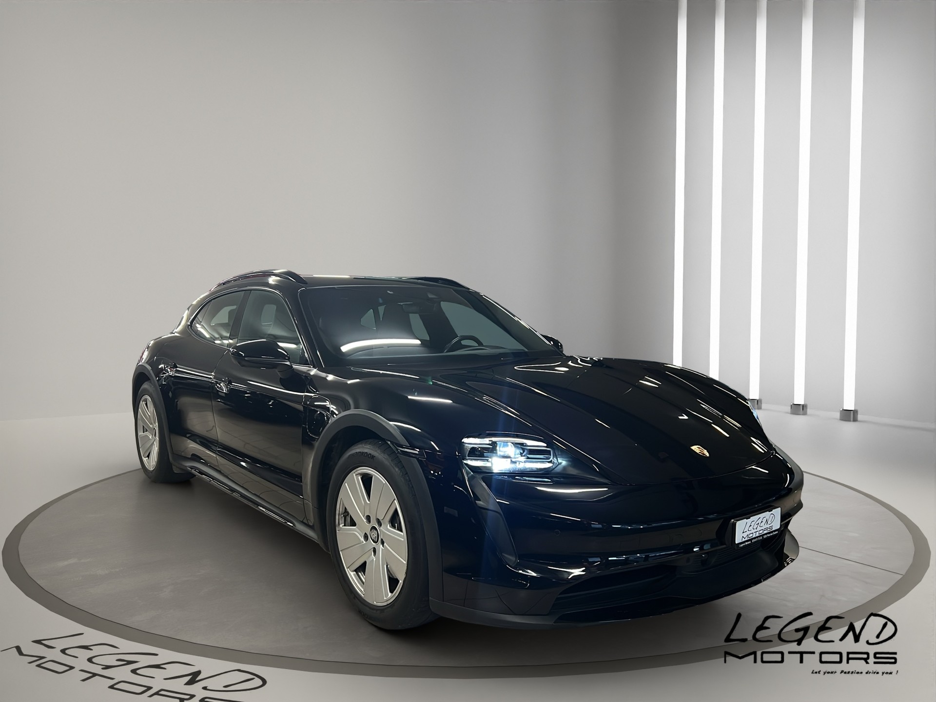 PORSCHE Taycan 4 Cross Turismo