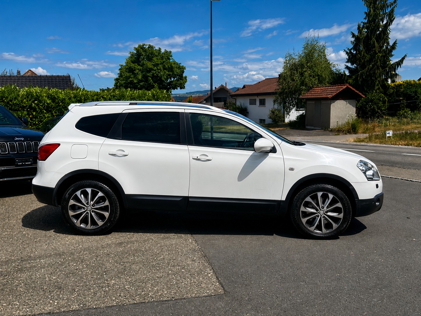 NISSAN Qashqai +2 2.0 dCi 4WD tekna-image-1