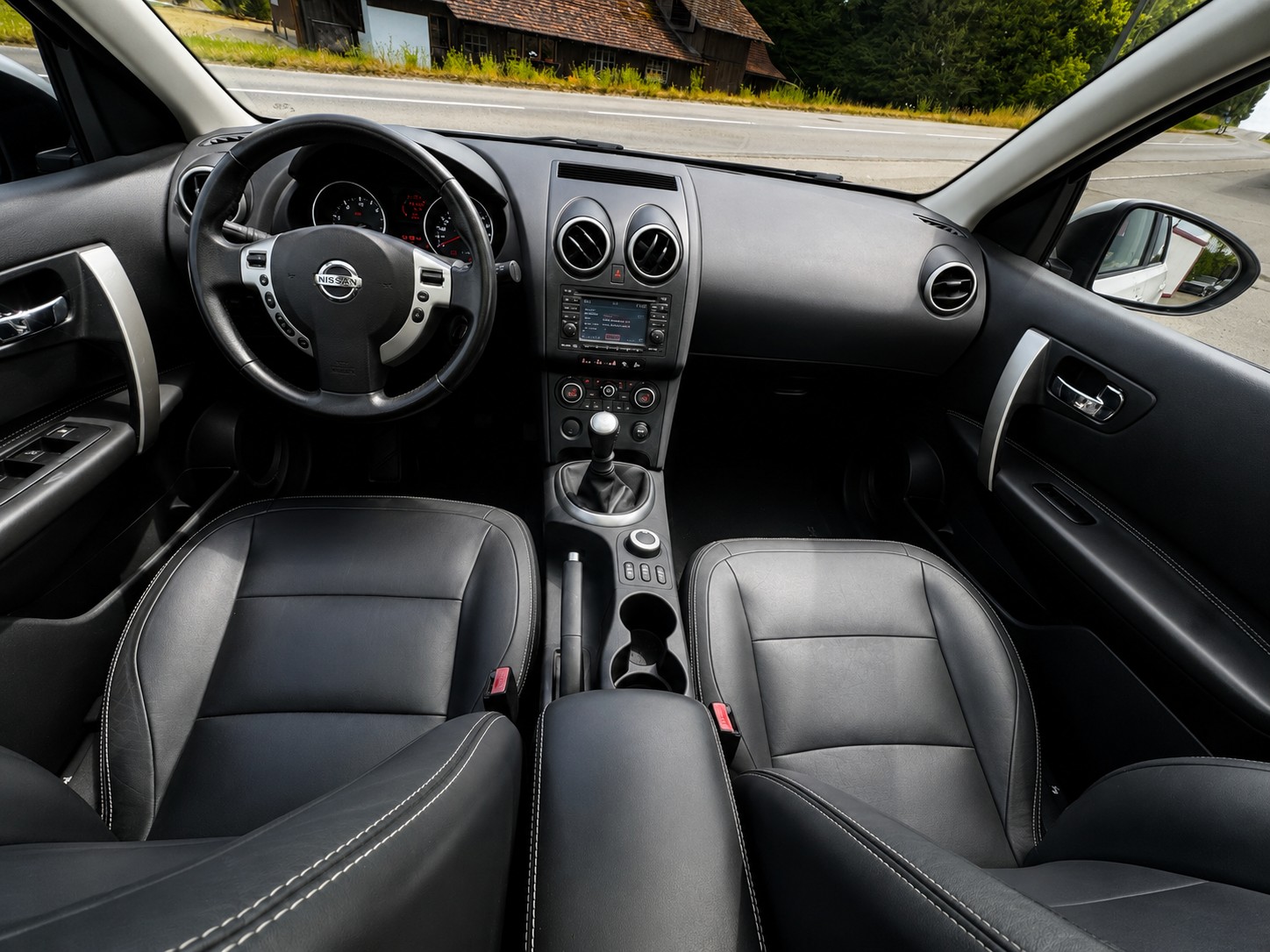 NISSAN Qashqai +2 2.0 dCi 4WD tekna-image-12