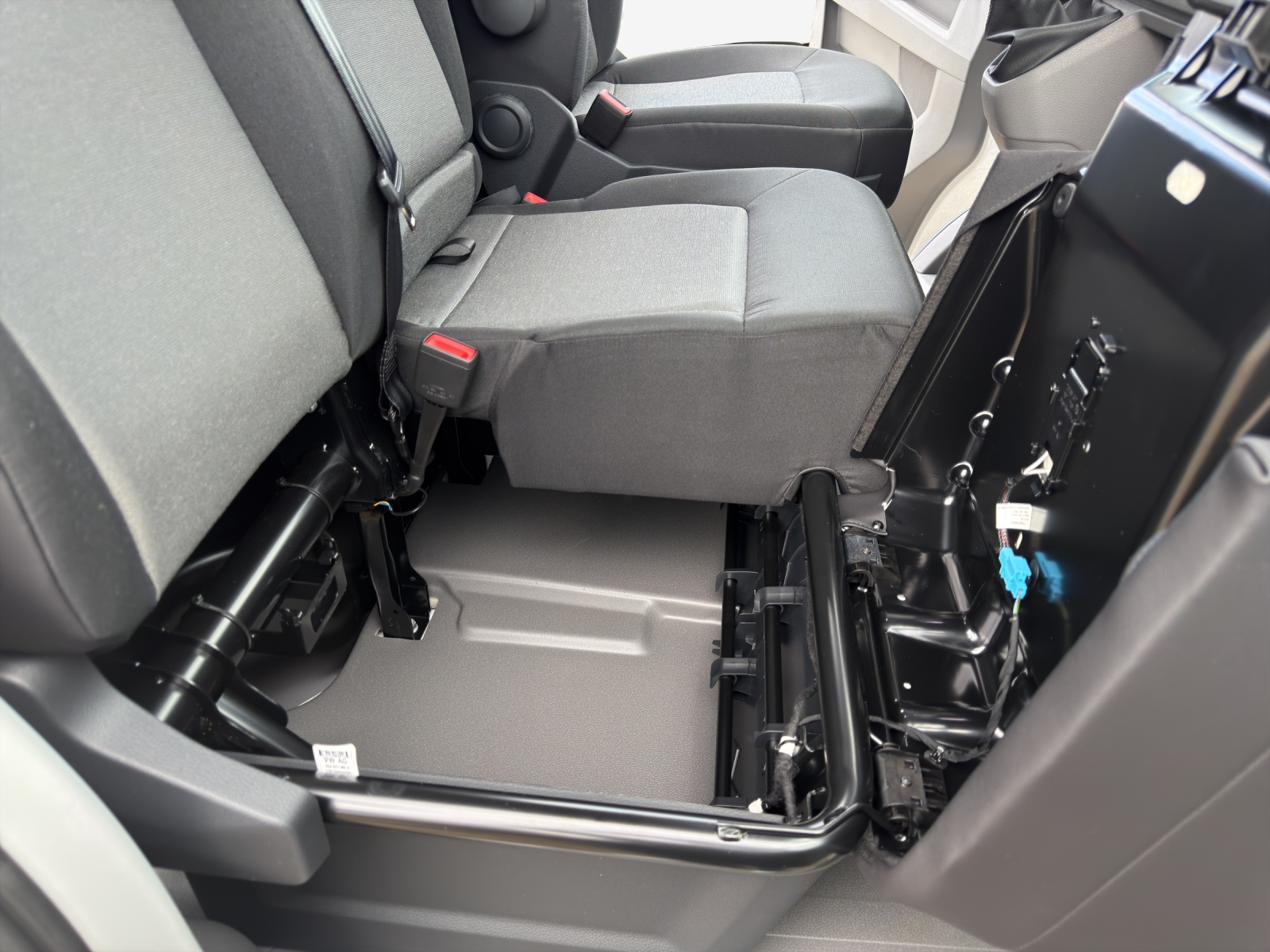 VW Crafter 35 Kastenwagen 140PS 6G RS 3640 mm-image-14