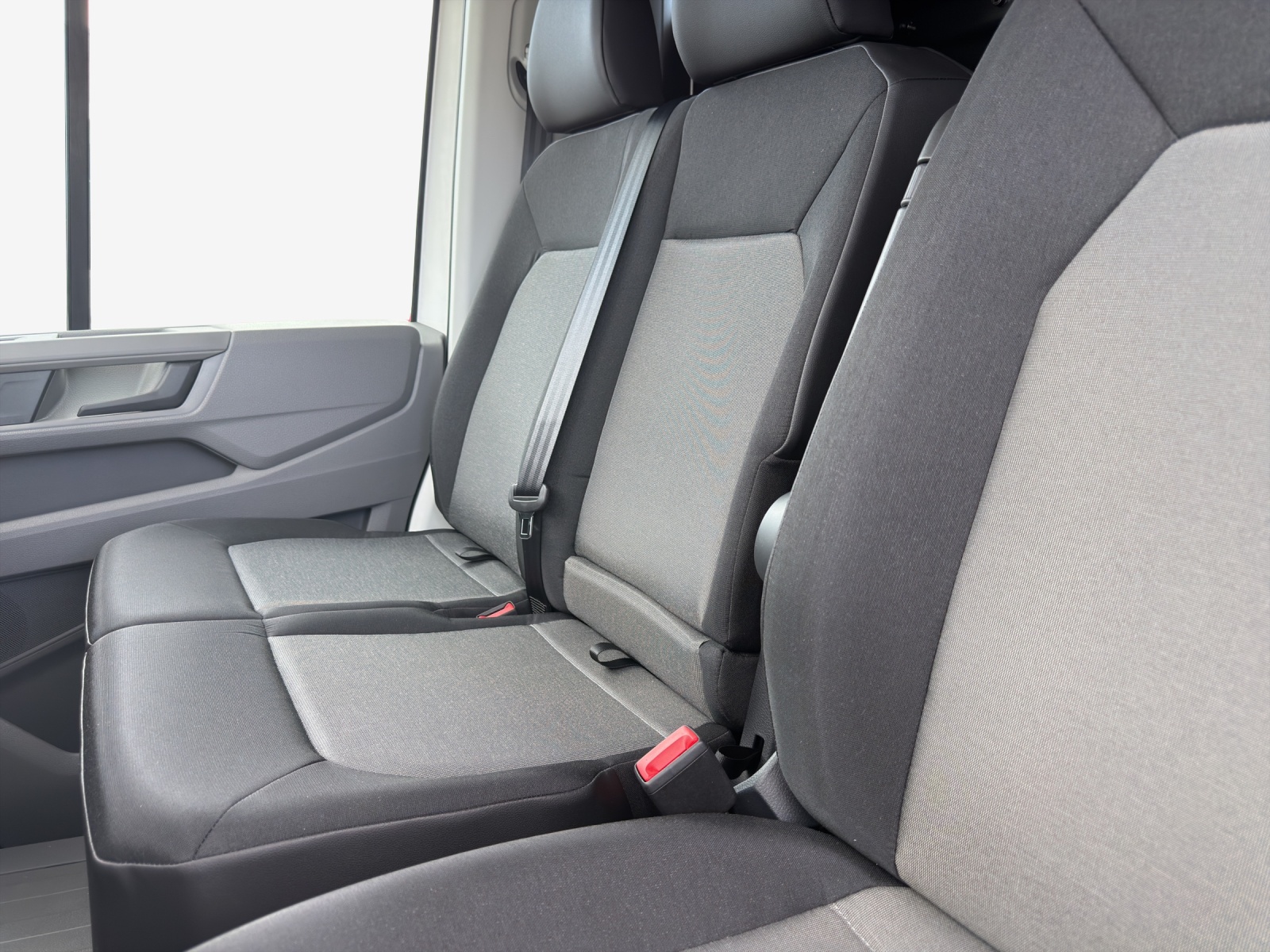 VW Crafter 35 Kastenwagen 140PS 6G RS 3640 mm-image-11