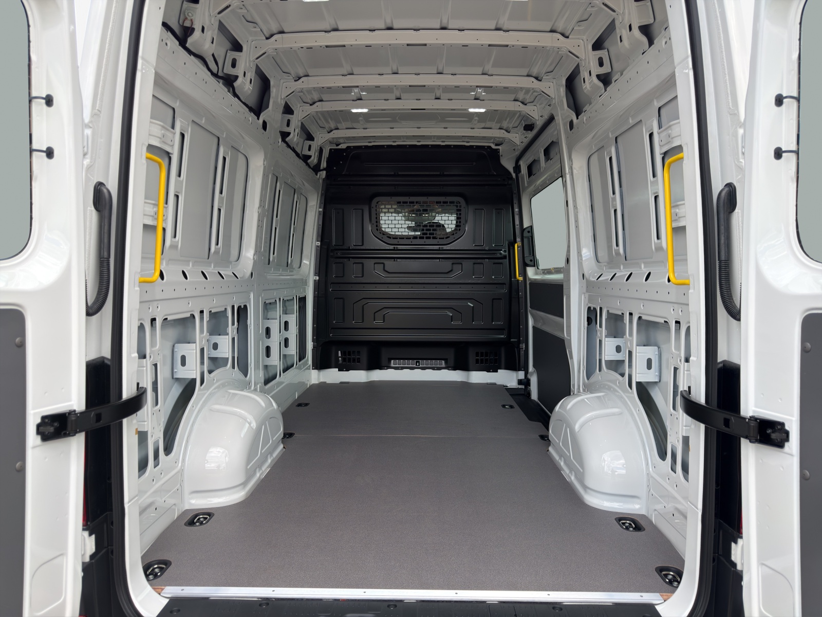VW Crafter 35 Kastenwagen 140PS 6G RS 3640 mm-image-12