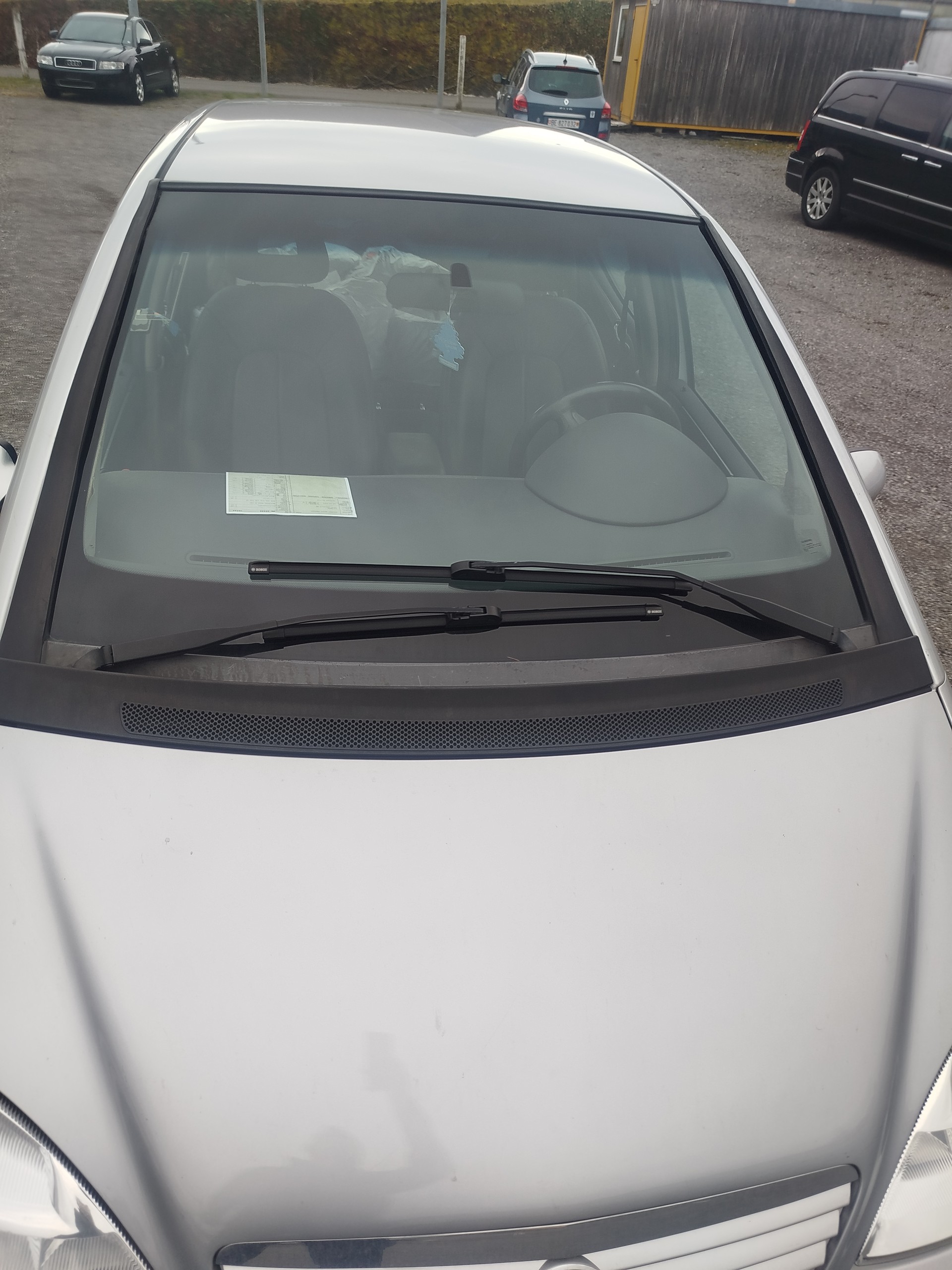 MERCEDES-BENZ A 190 Avantgarde-image-8