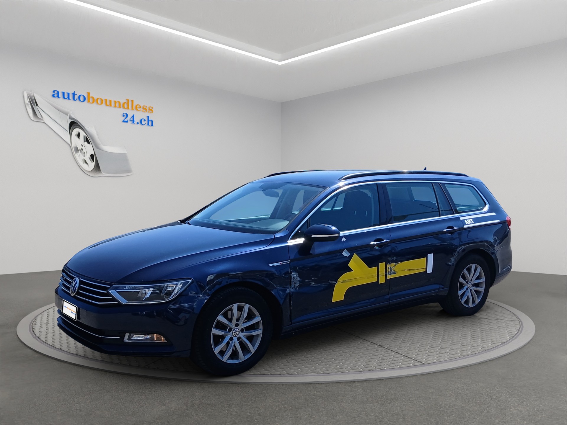 VW Passat Variant 2.0 TDI SCR BMT Family 4Motion-image-1