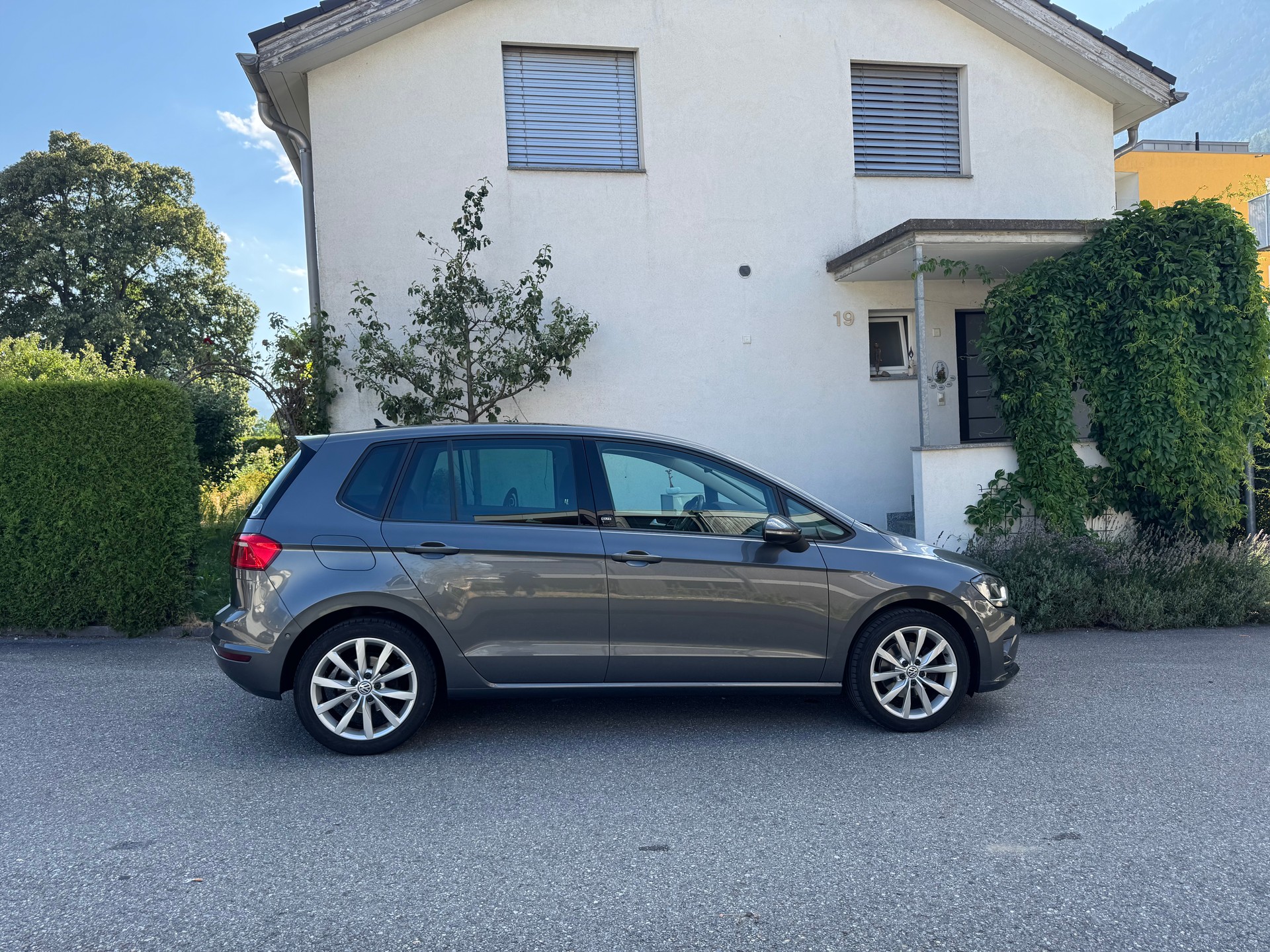 VW 1.4 TSI 125 Sound DSG-image-2