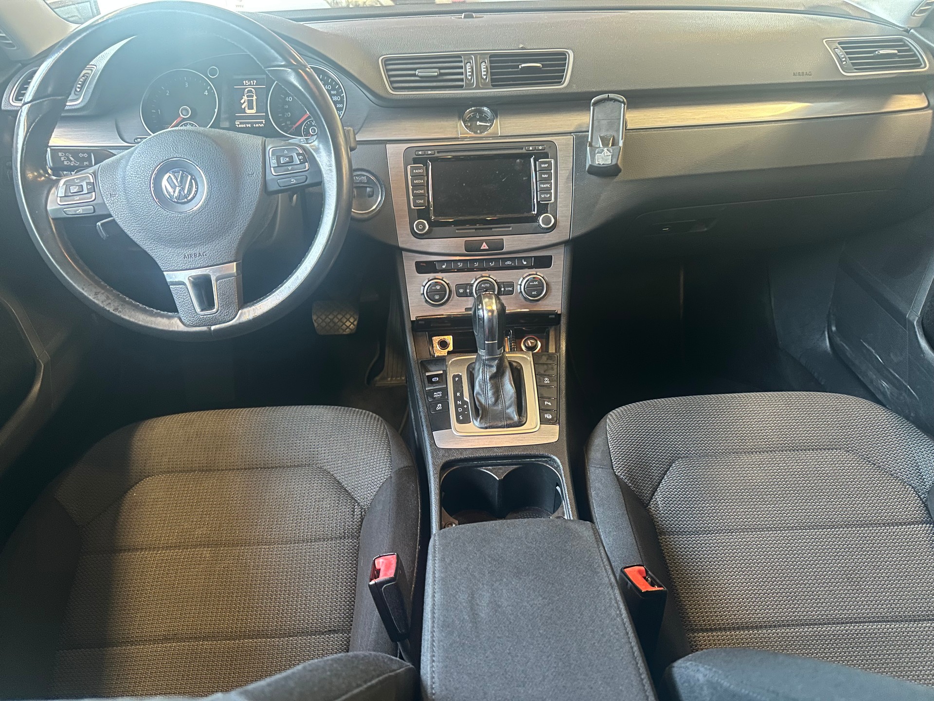 VW Passat Variant 2.0 TDI BMT Comfortline DSG-image-11