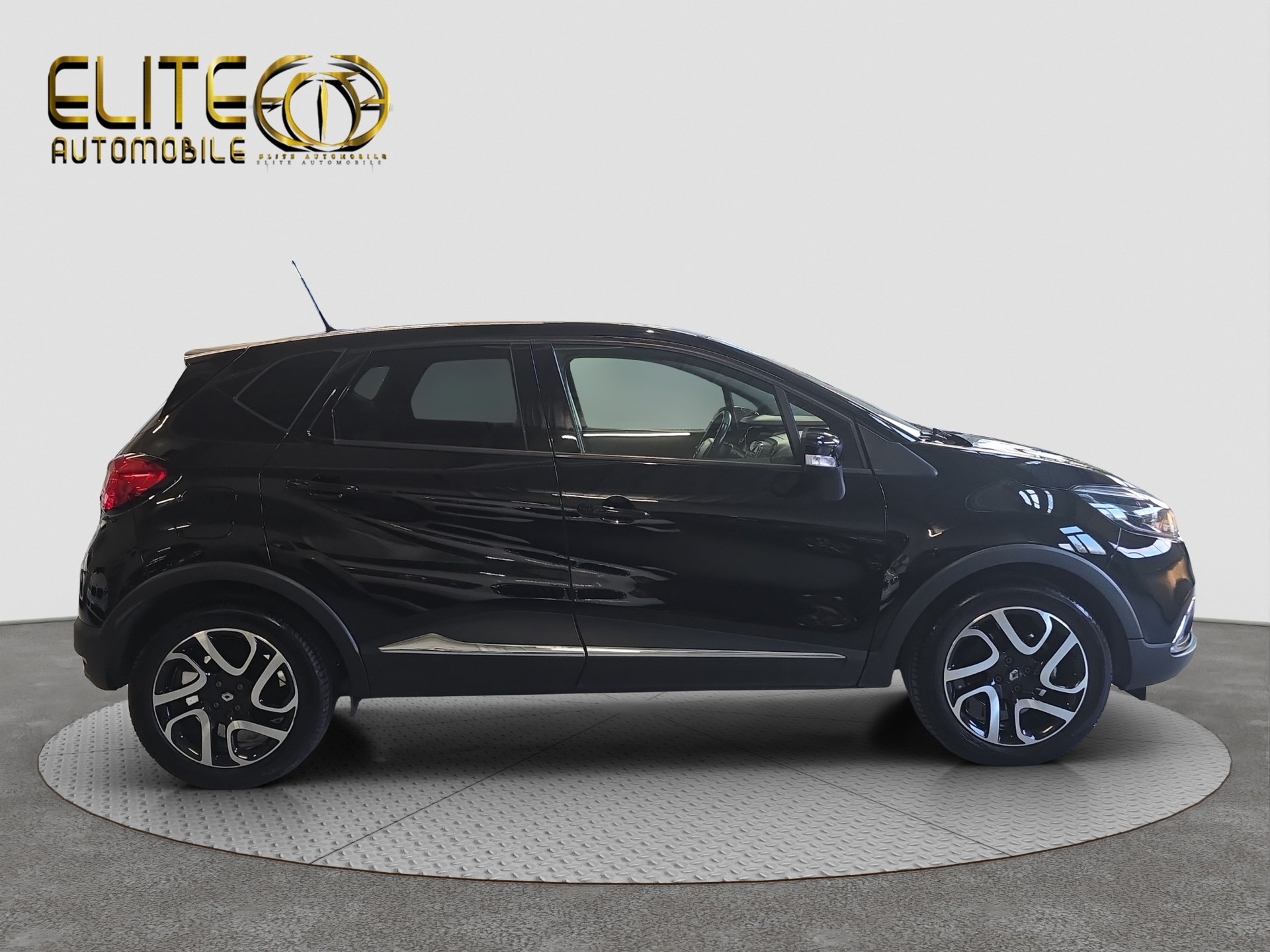 RENAULT Captur 1.2 T 16V Privilège EDC-image-4