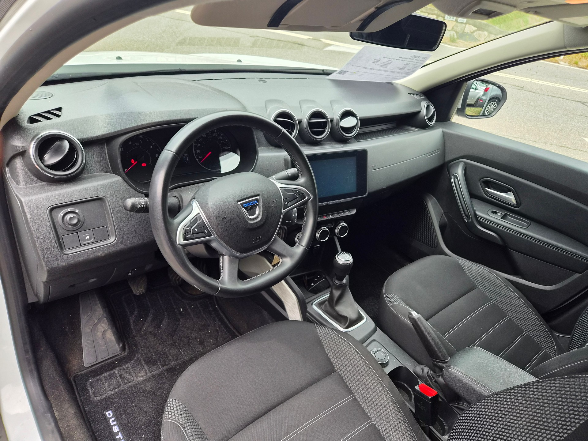 DACIA Duster TCe 150 Prestige 4x4-image-11