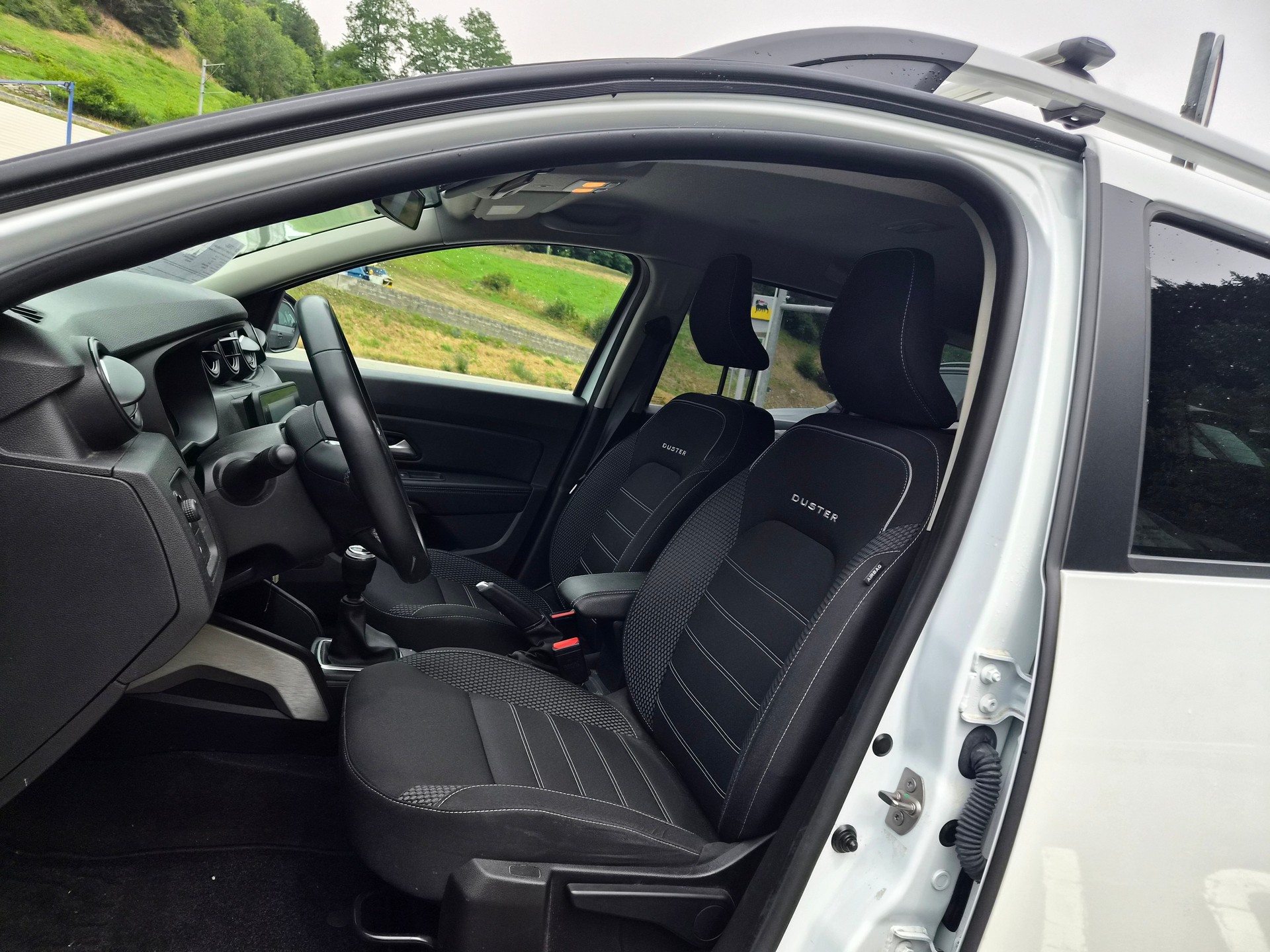 DACIA Duster TCe 150 Prestige 4x4-image-10