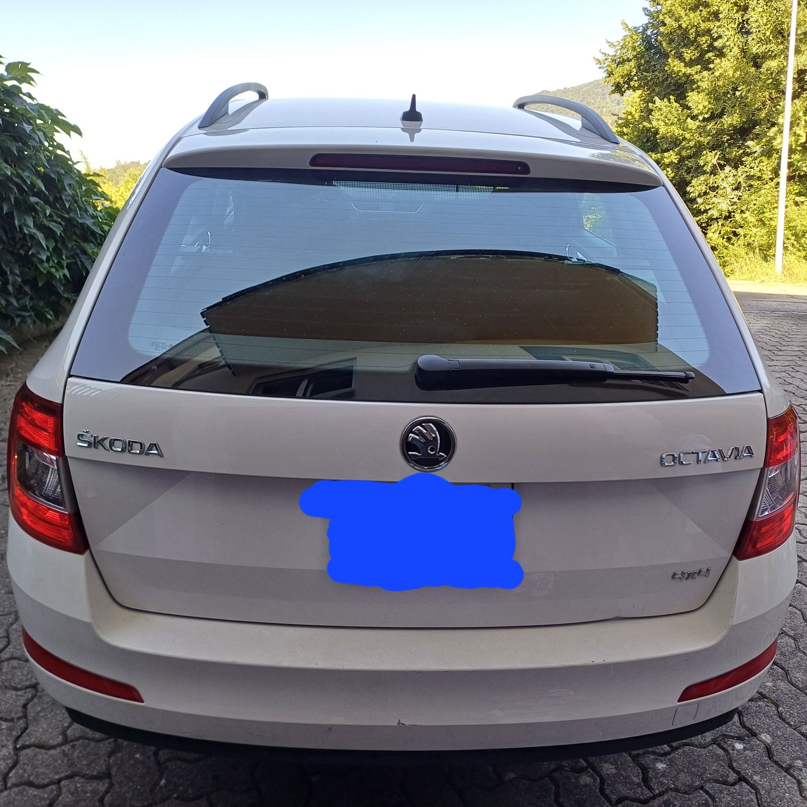 SKODA Combi 1.6 4x4-image-4