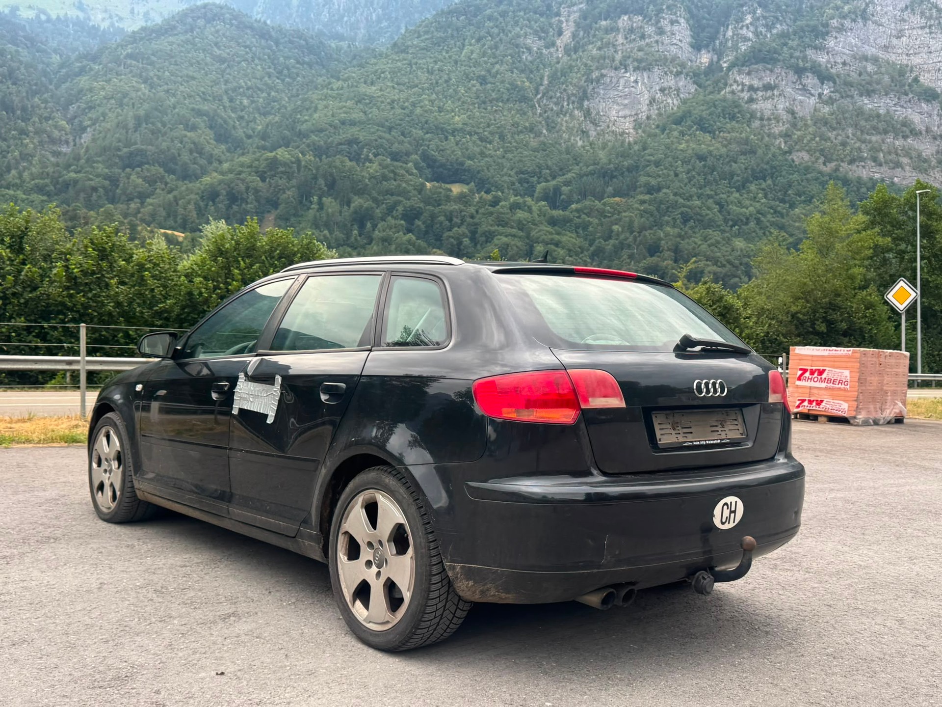 AUDI A3 2.0 Turbo FSI Ambiente quattro-image-11