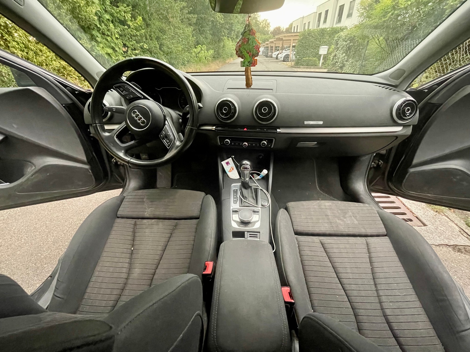 AUDI 1.4 T FSI Sport S-Tronic-image-1