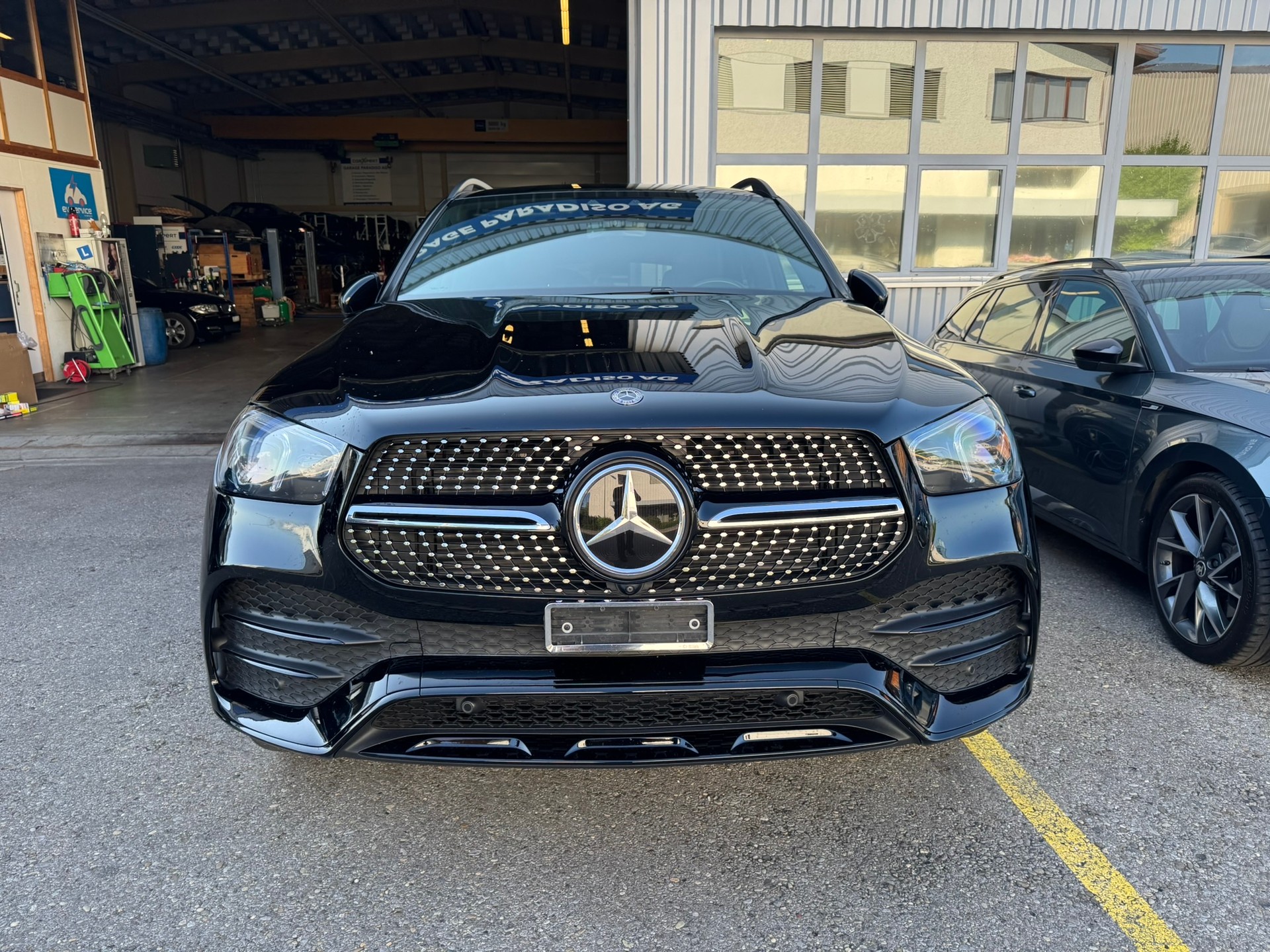 MERCEDES-BENZ GLE 300 d 4Matic AMG Line 9G-Tronic