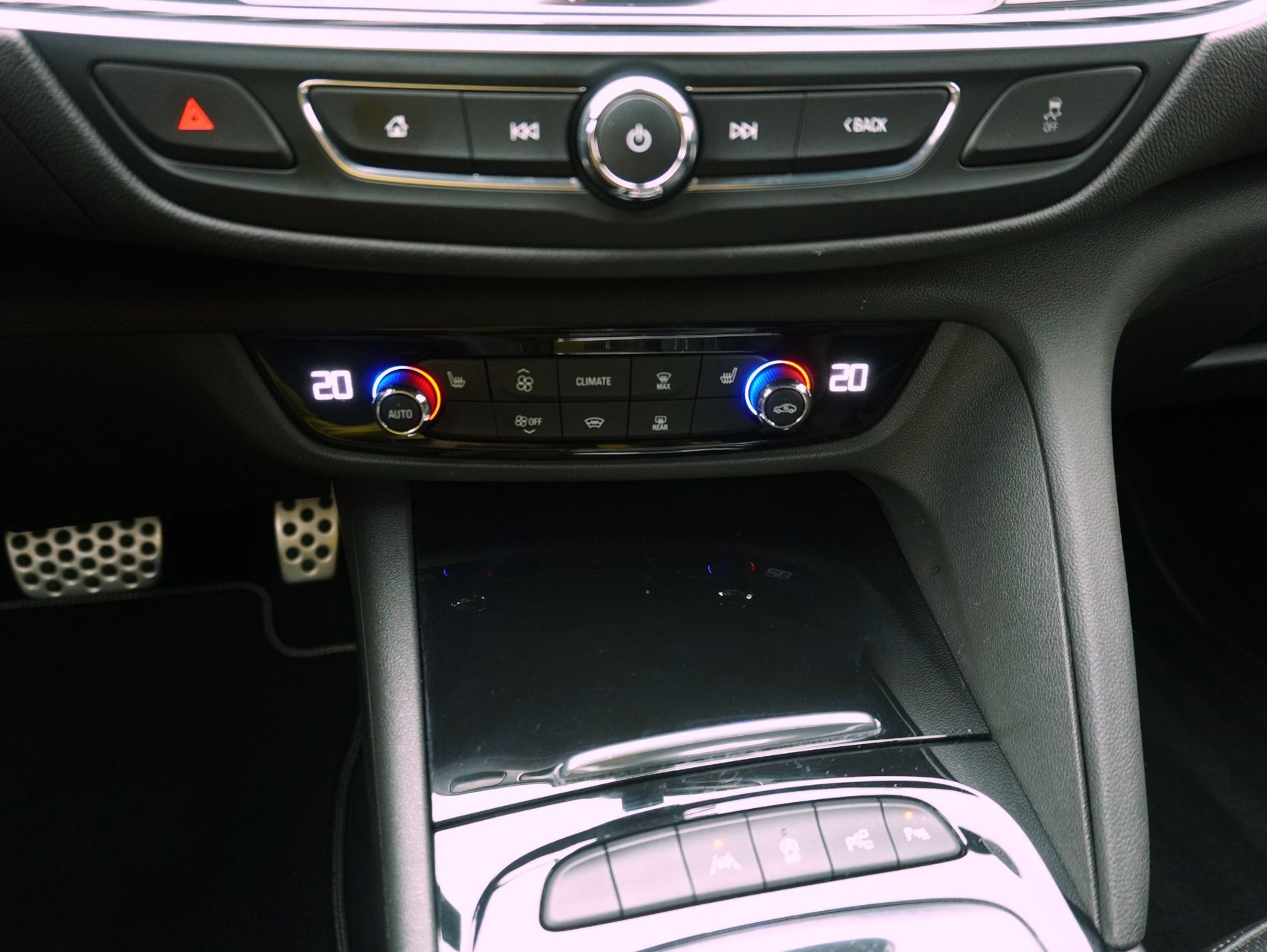 OPEL Insignia Sports Tourer 1.5 T OPC Line-image-13