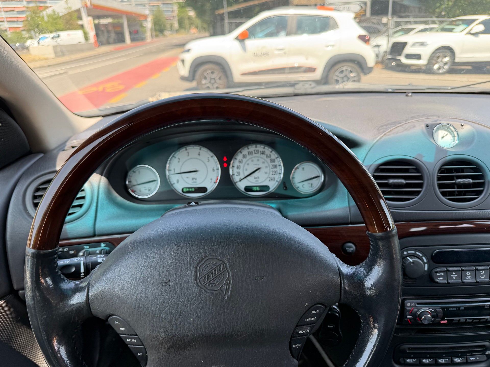 CHRYSLER 300M-image-12