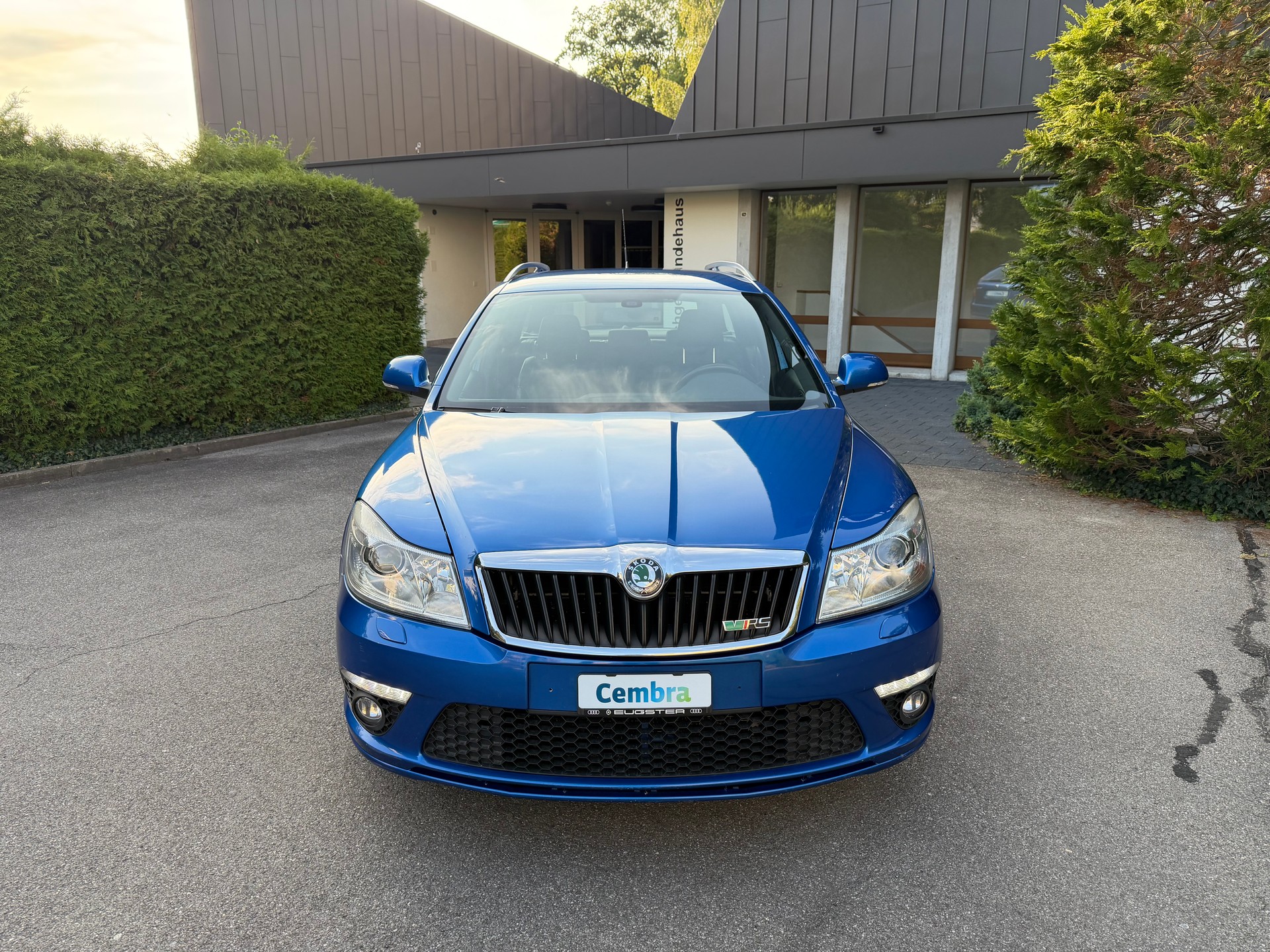 SKODA Octavia Combi 2.0 TSI RS-image-0