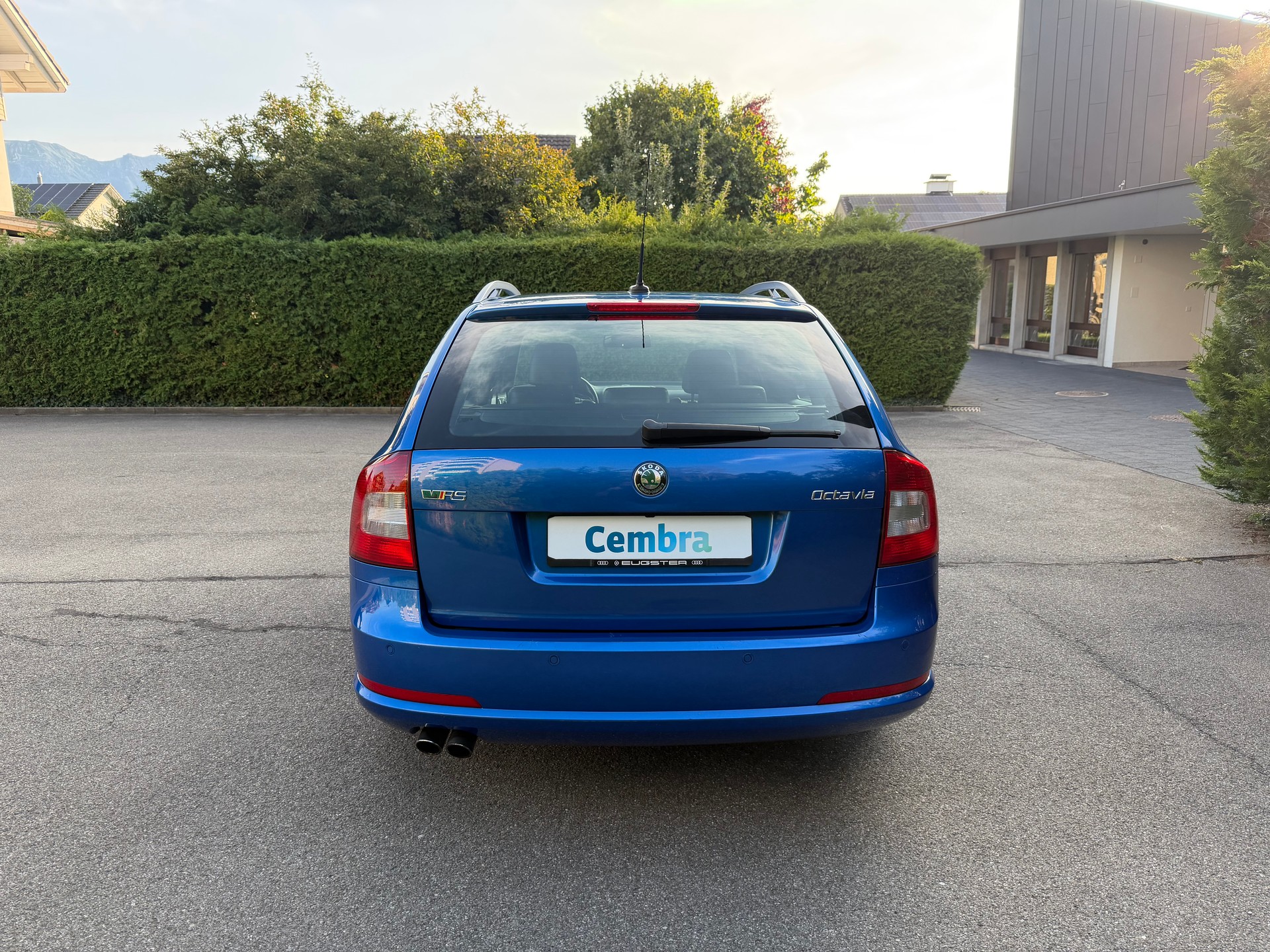 SKODA Octavia Combi 2.0 TSI RS-image-4