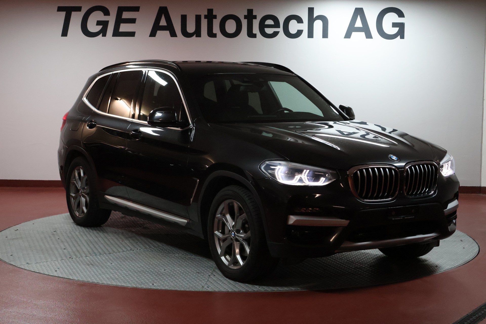BMW X3 xDrive 30e xLine-image-2
