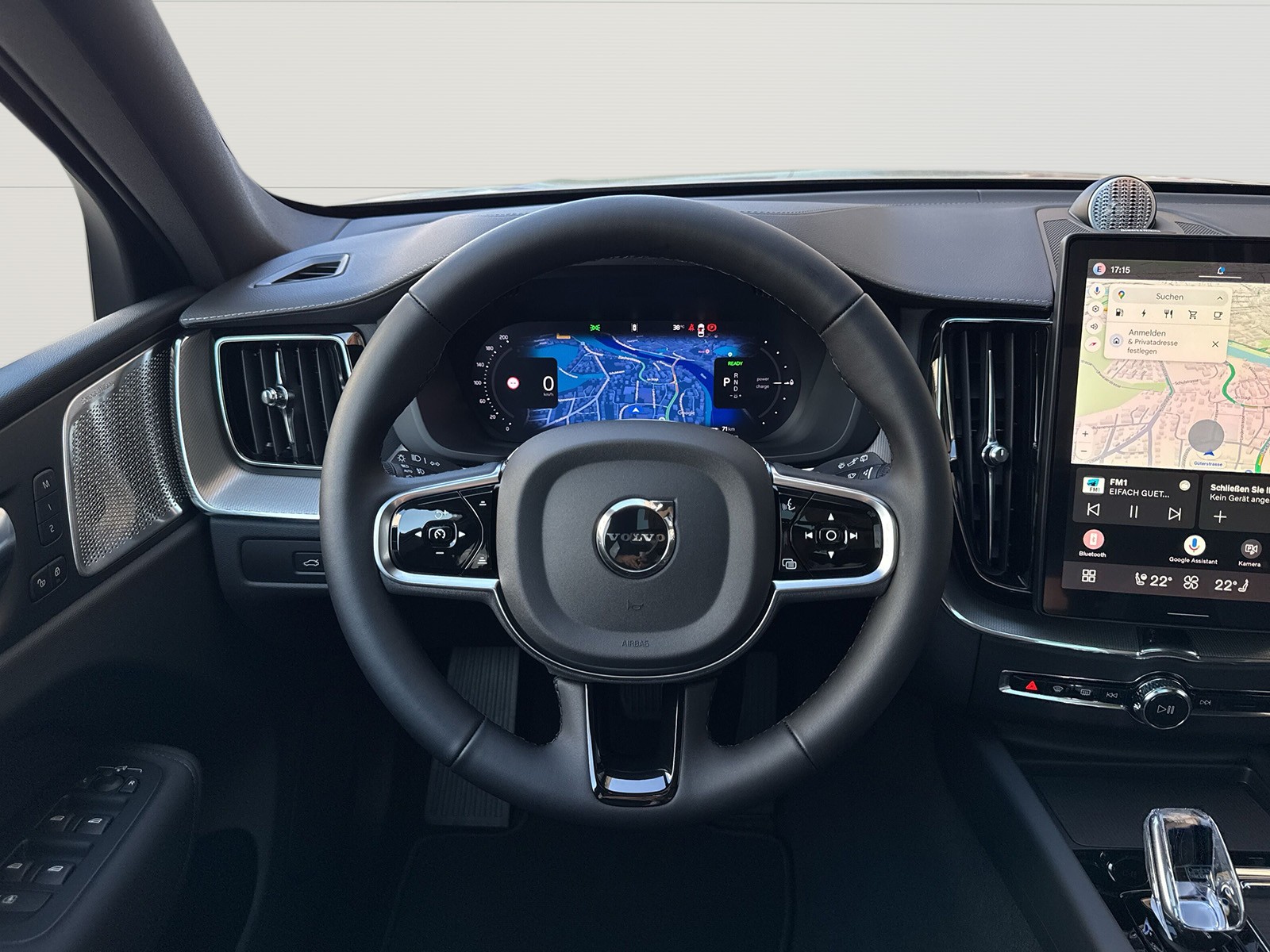VOLVO XC60 2.0 T8 TE Ultra Dark eAWD-image-14