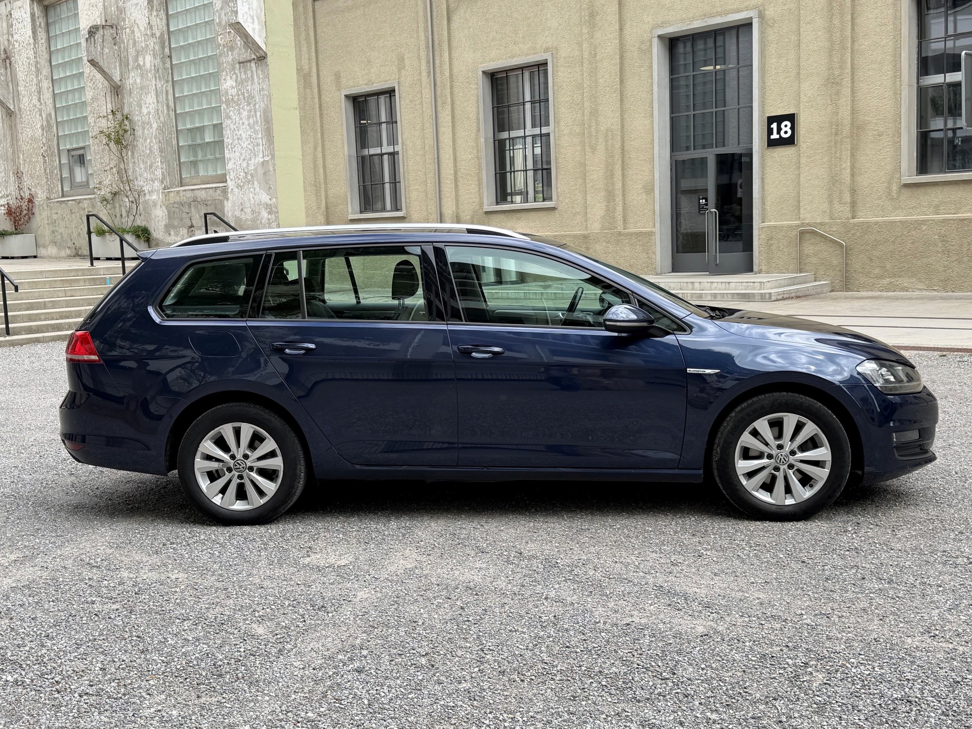 VW 1.4 TGI EcoF Comfortline DSG-image-3
