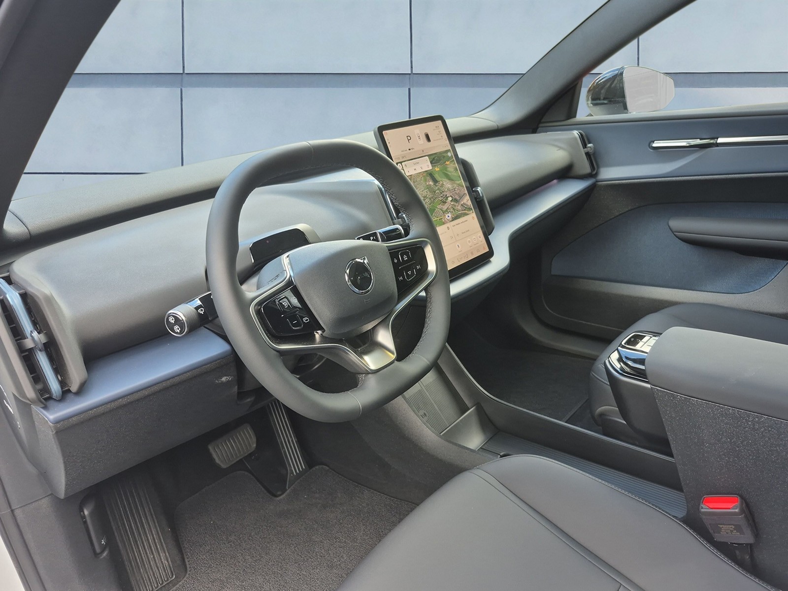 VOLVO EX 30 E60 Twin Ultra Performance AWD-image-10