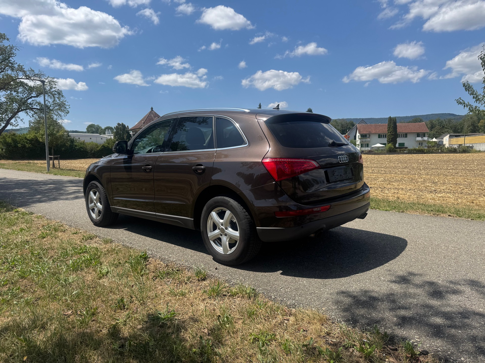 AUDI Q5 2.0 TFSI quattro S-tronic-image-4