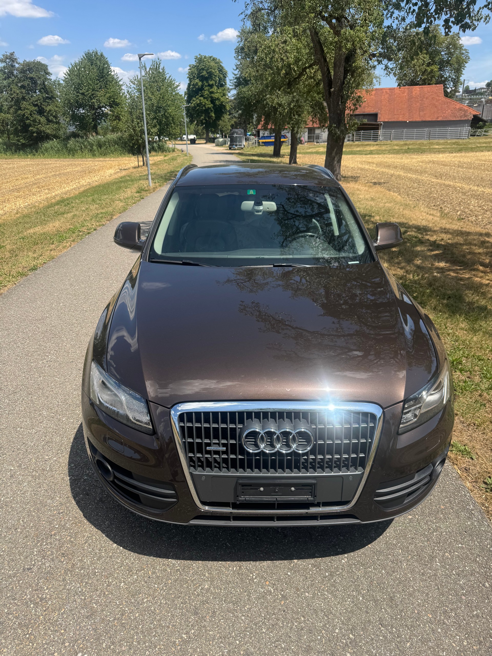 AUDI Q5 2.0 TFSI quattro S-tronic-image-2