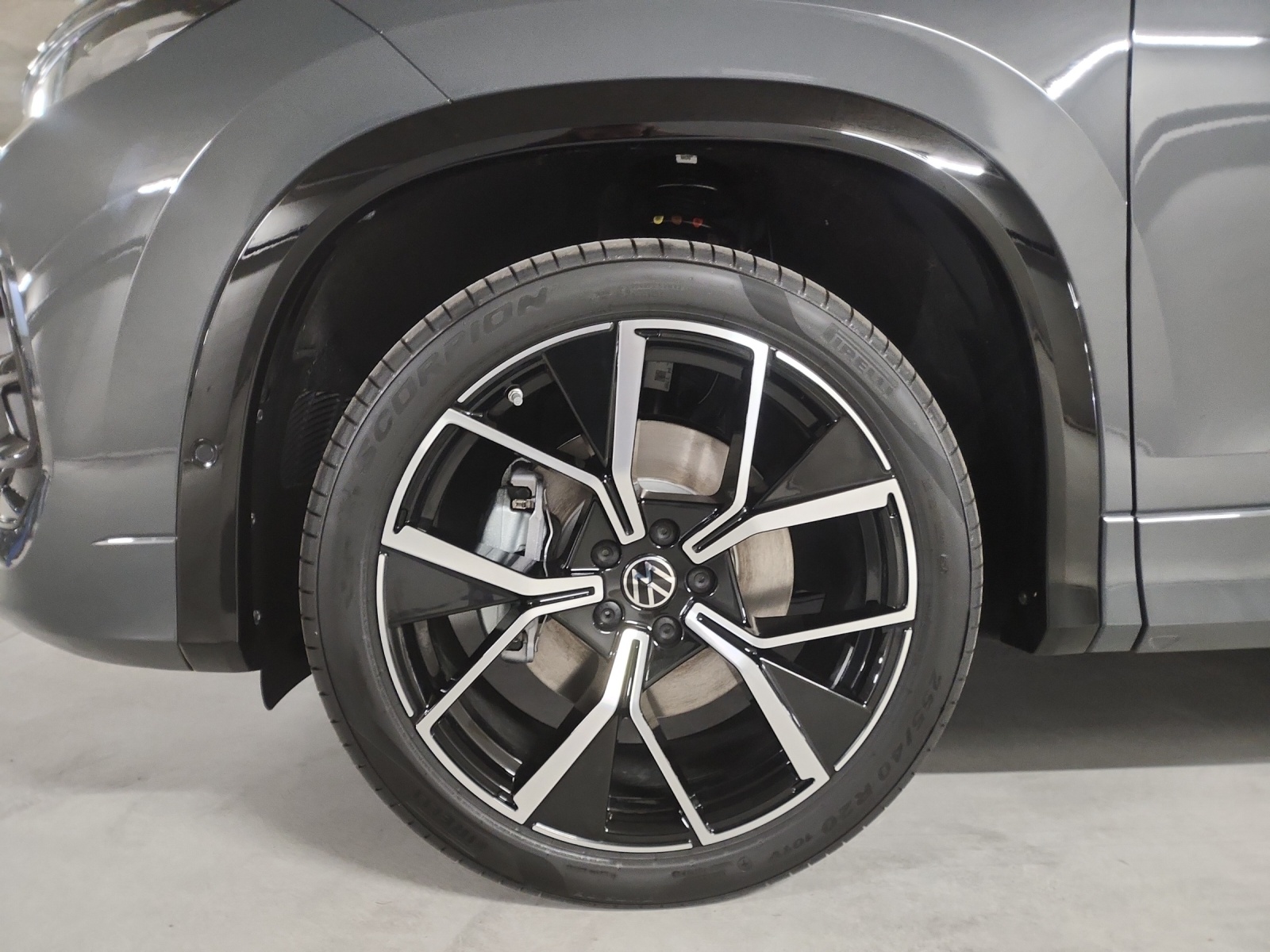 VW Tayron 2.0 TDI SCR R-Line 4Motion DSG-image-11