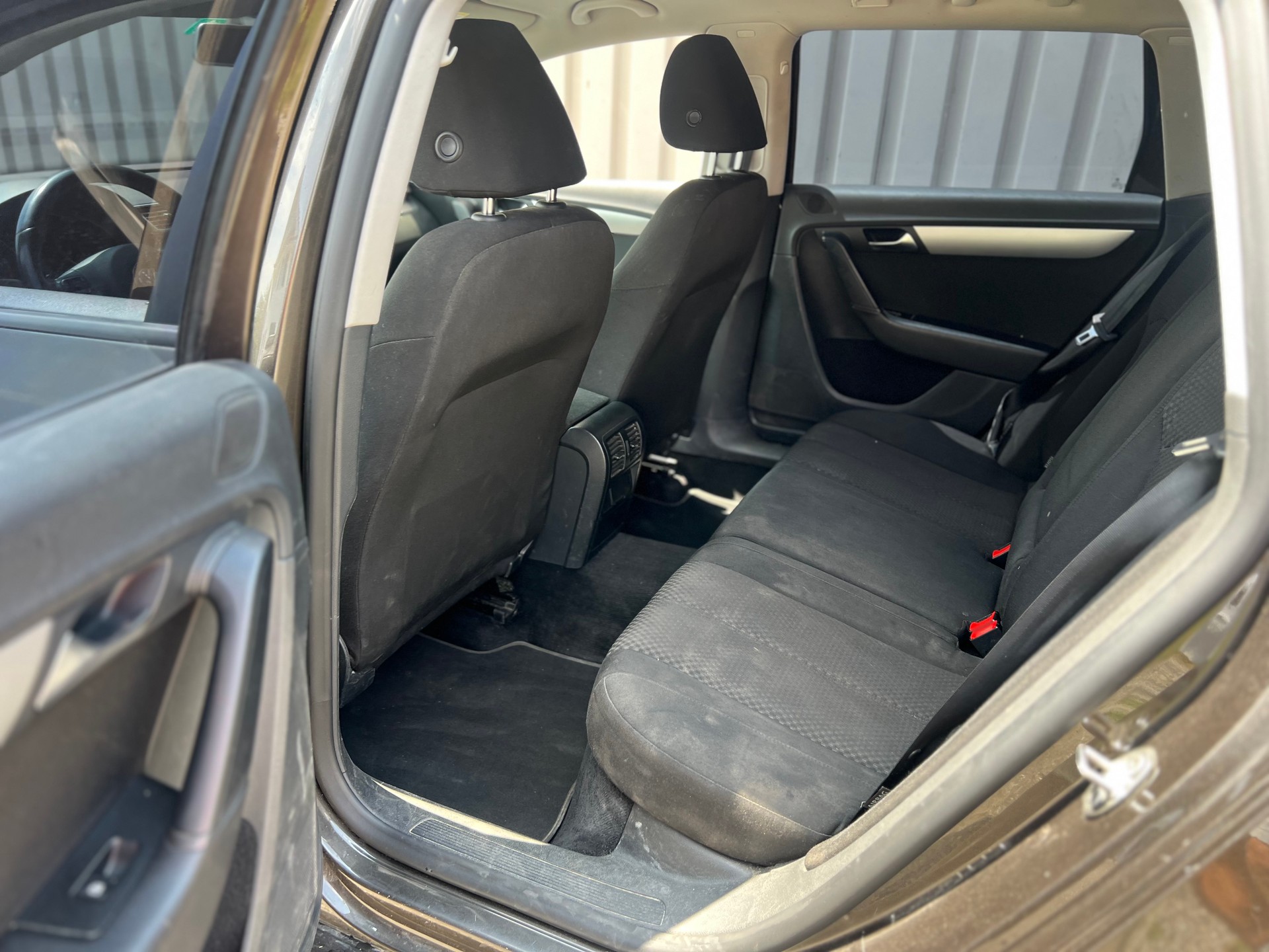VW Passat Variant 2.0 TDI BMT Comfortline 4M-image-12